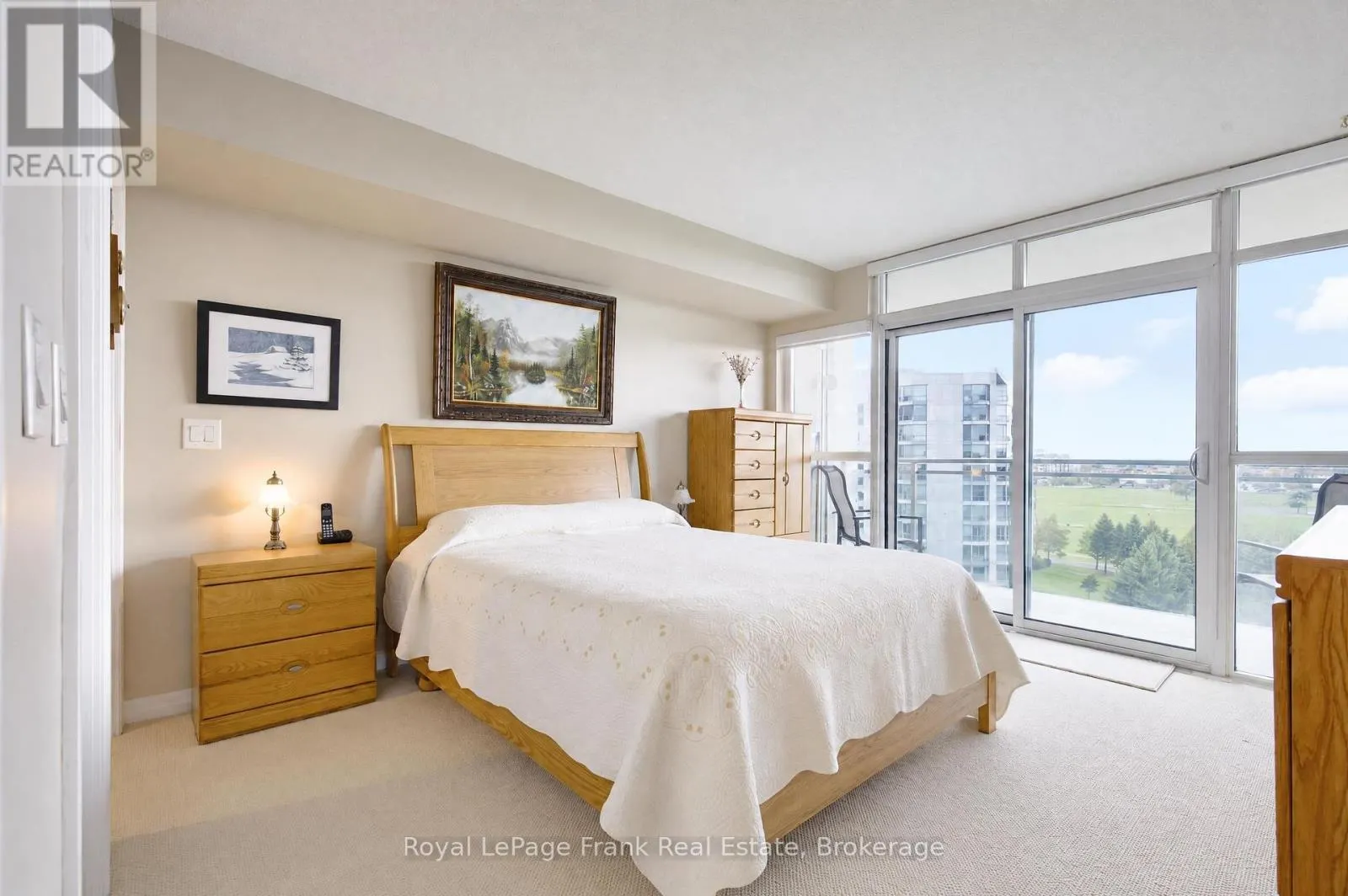 904 - 1600 CHARLES STREET #904