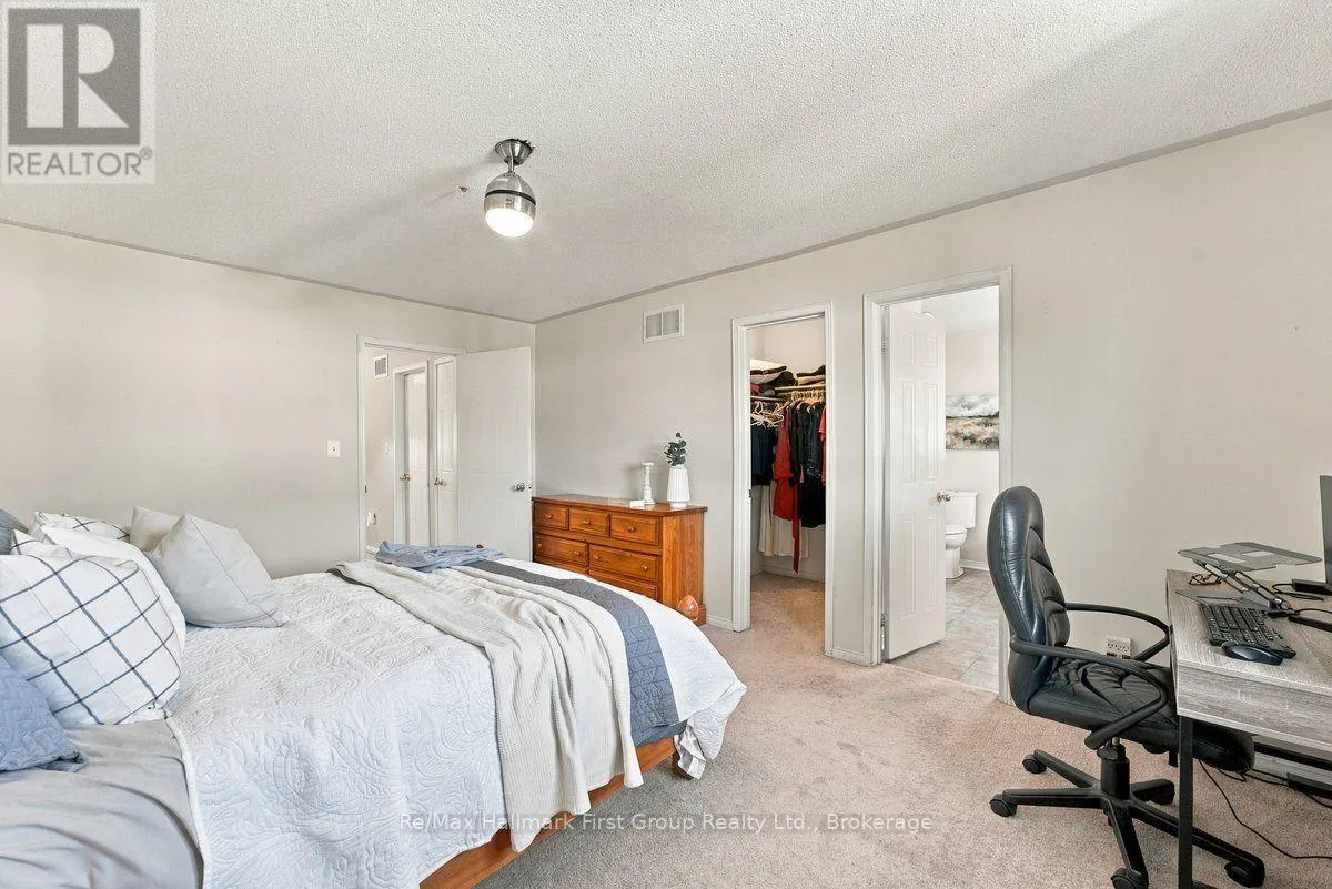 120 POINT HOPE PLACE