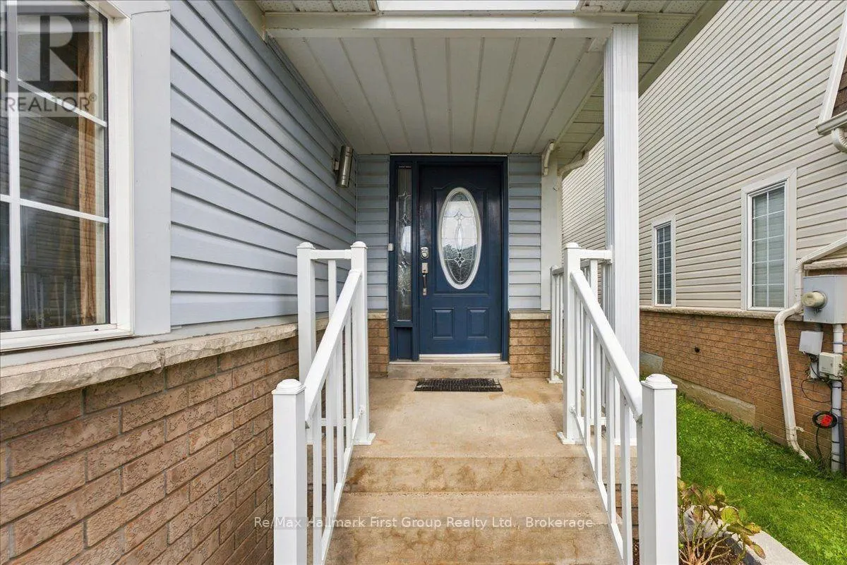 120 POINT HOPE PLACE