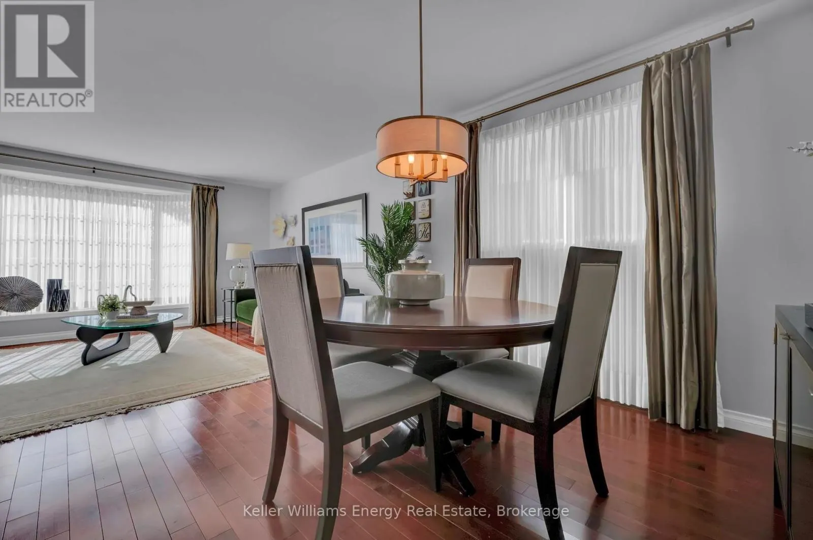 830 SAINT ANNE COURT