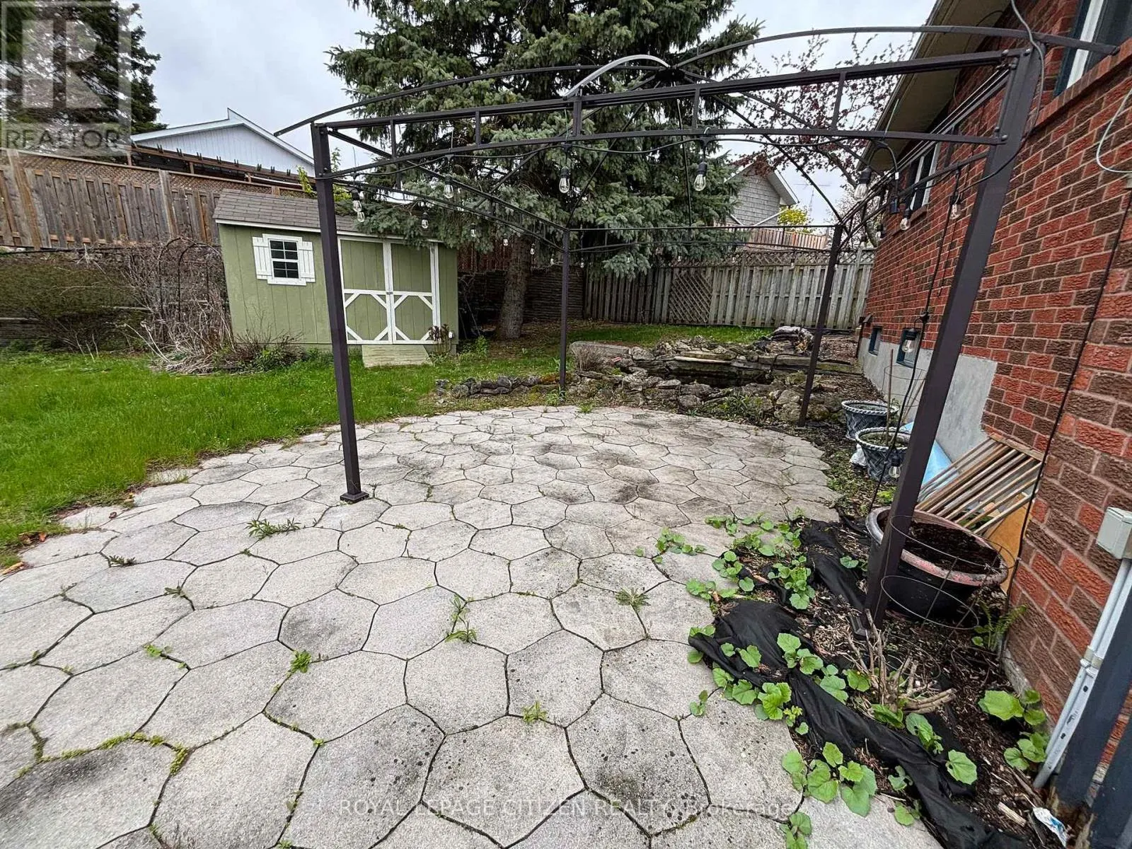 229 GLEN HILL DRIVE