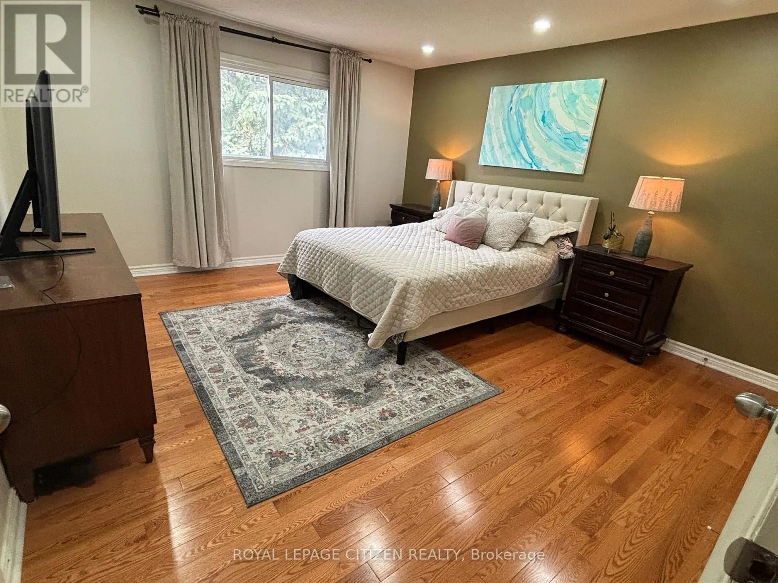 229 GLEN HILL DRIVE
