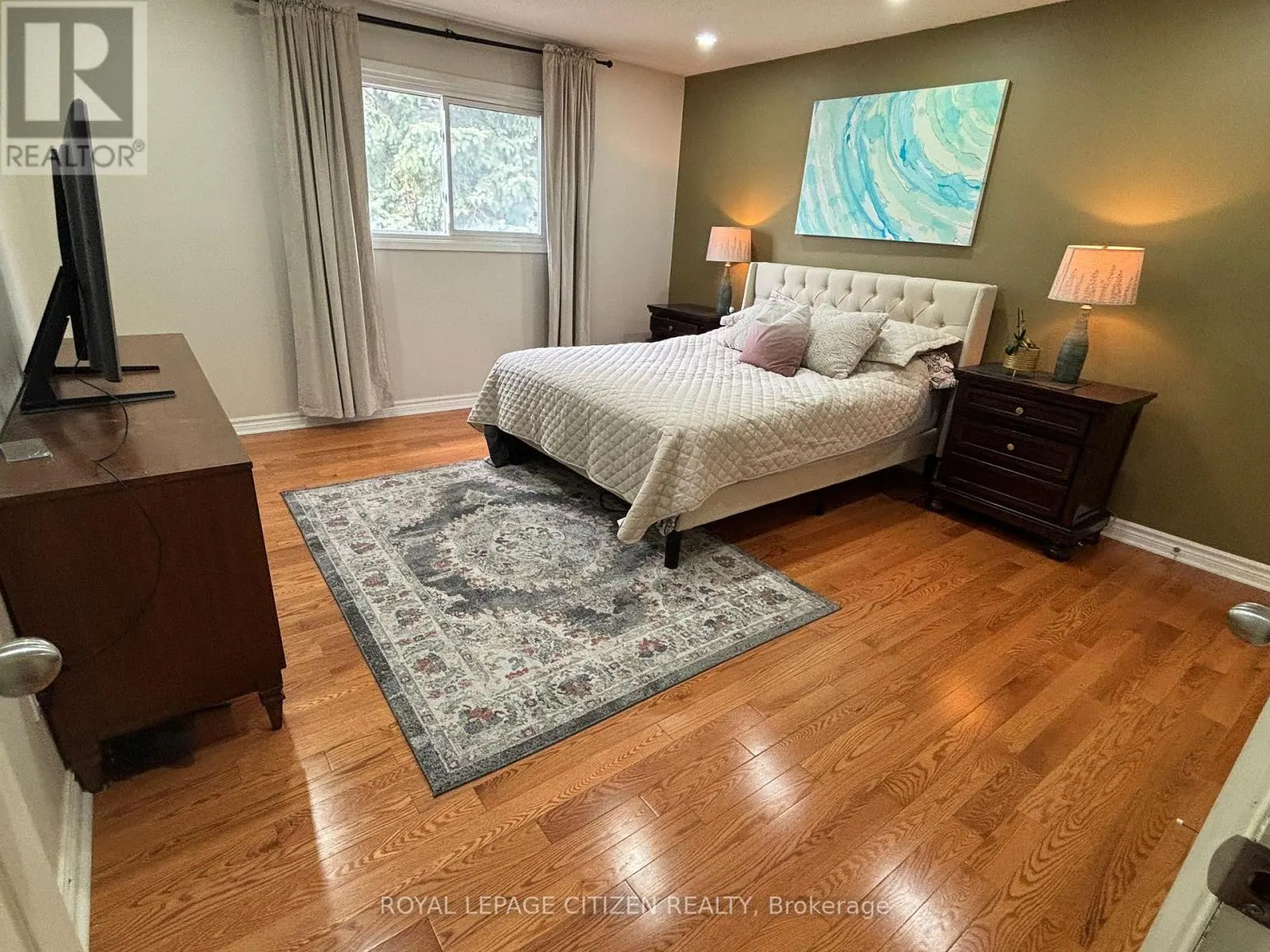 229 GLEN HILL DRIVE