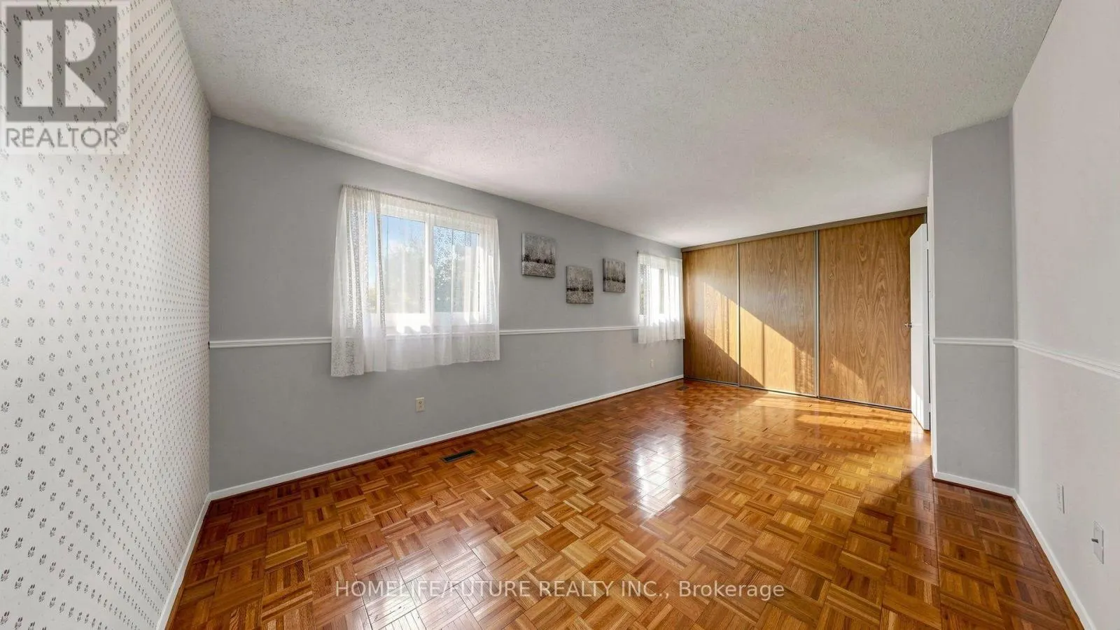 679 FOXWOOD TRAIL