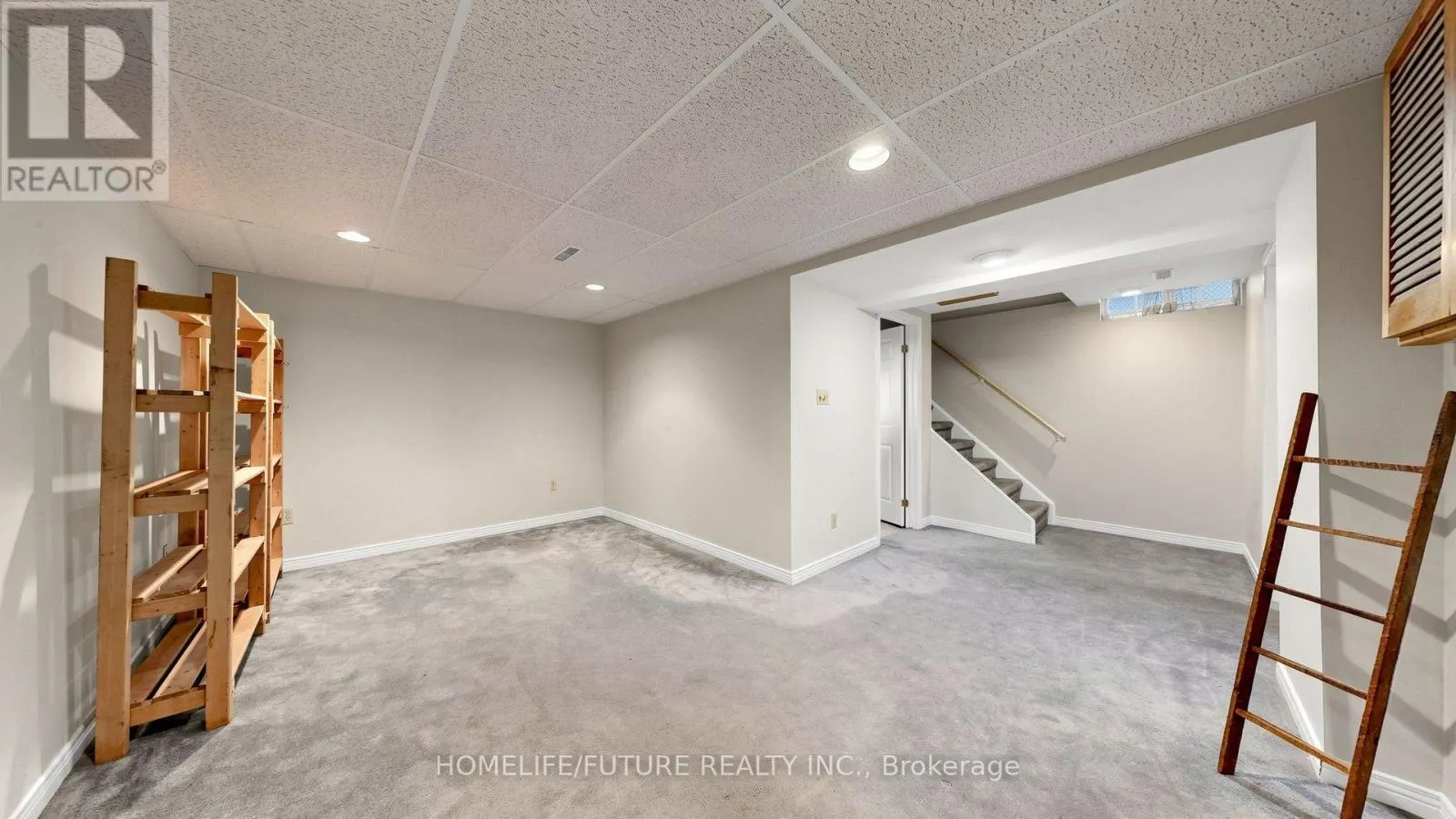 679 FOXWOOD TRAIL