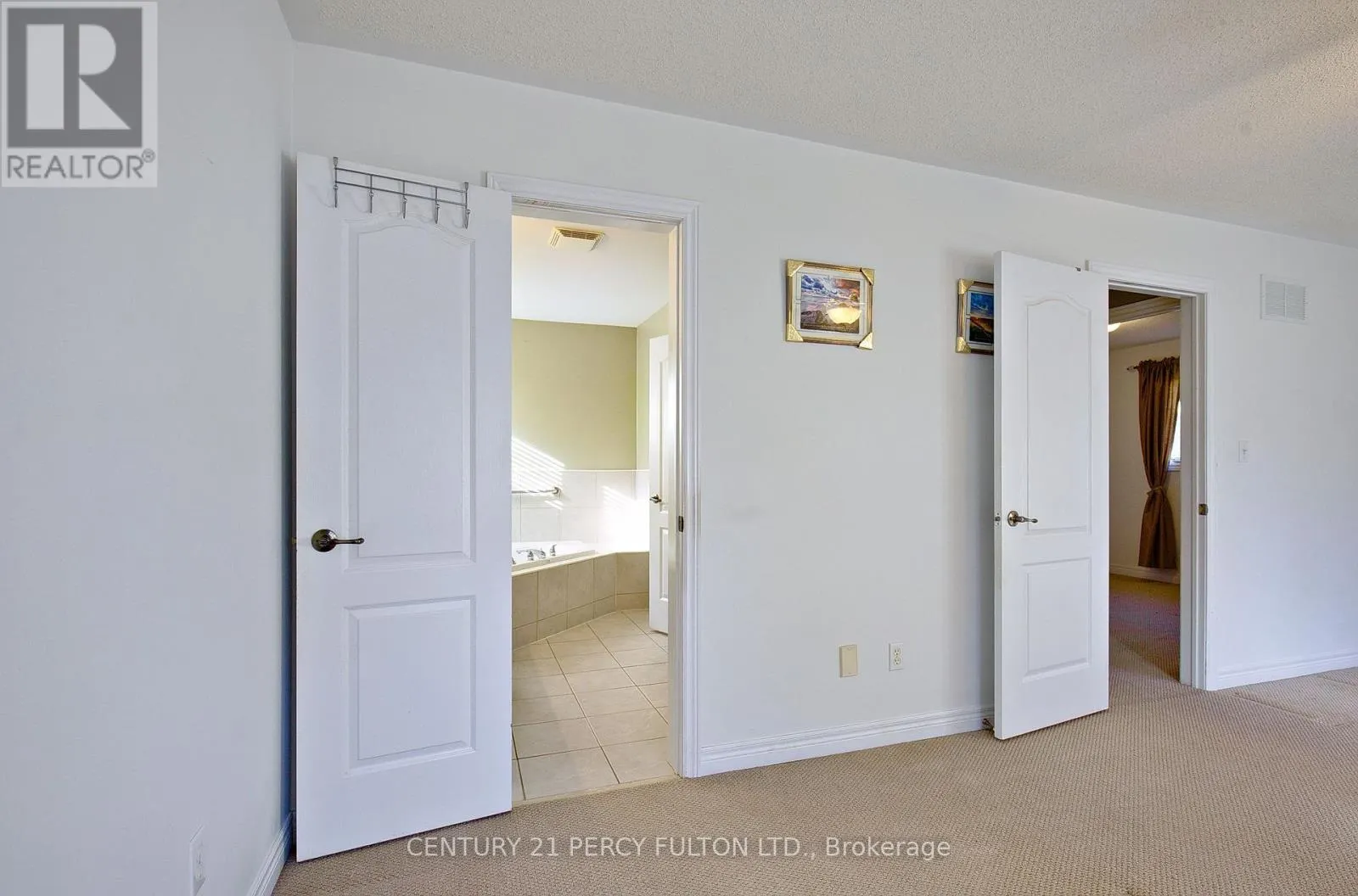 7 BRIDLEWOOD BOULEVARD
