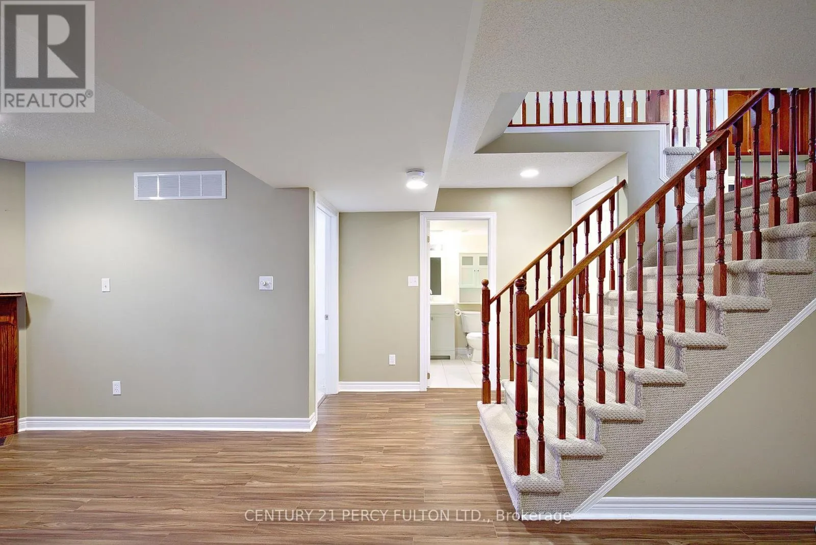 7 BRIDLEWOOD BOULEVARD