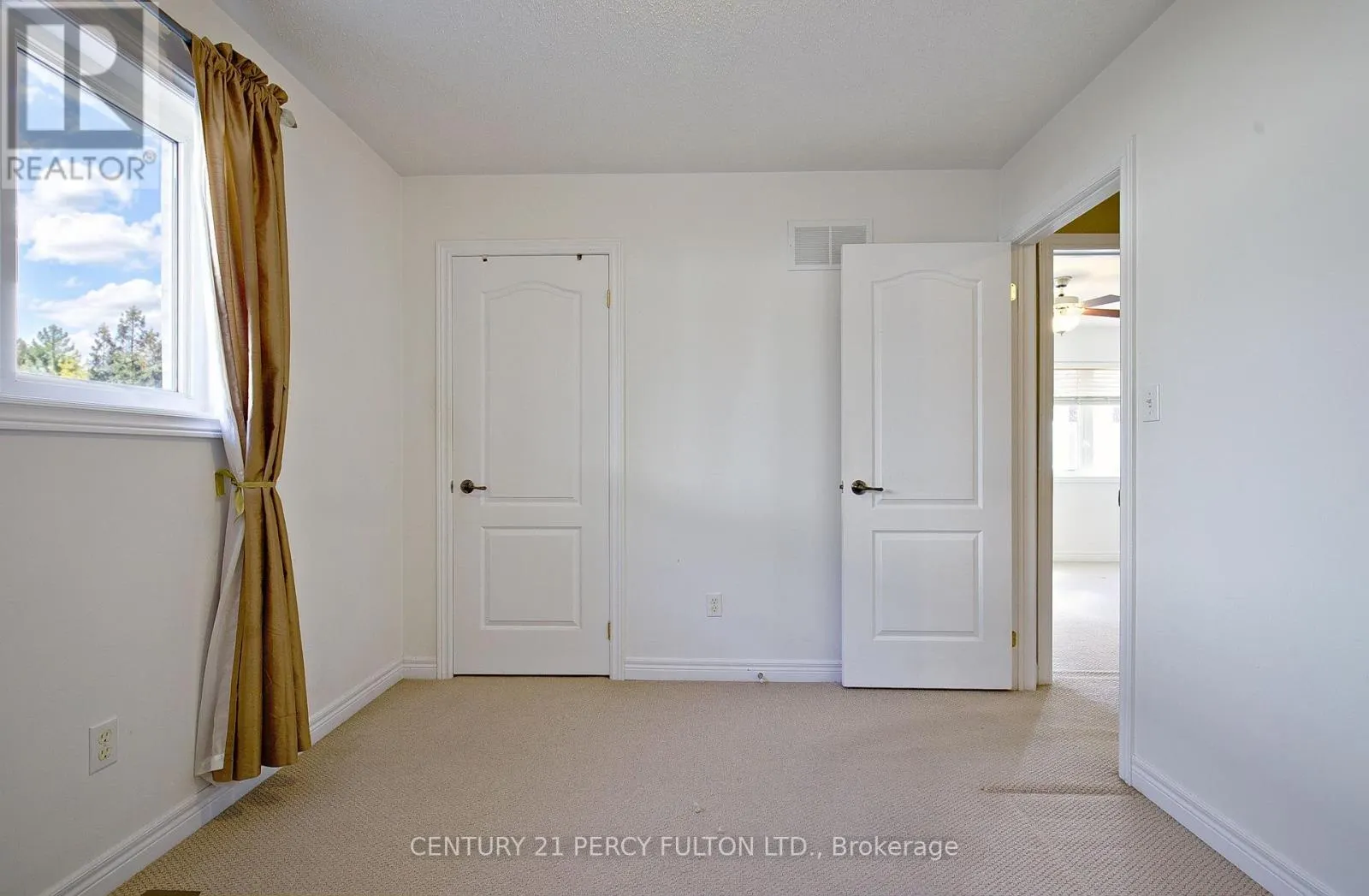 7 BRIDLEWOOD BOULEVARD