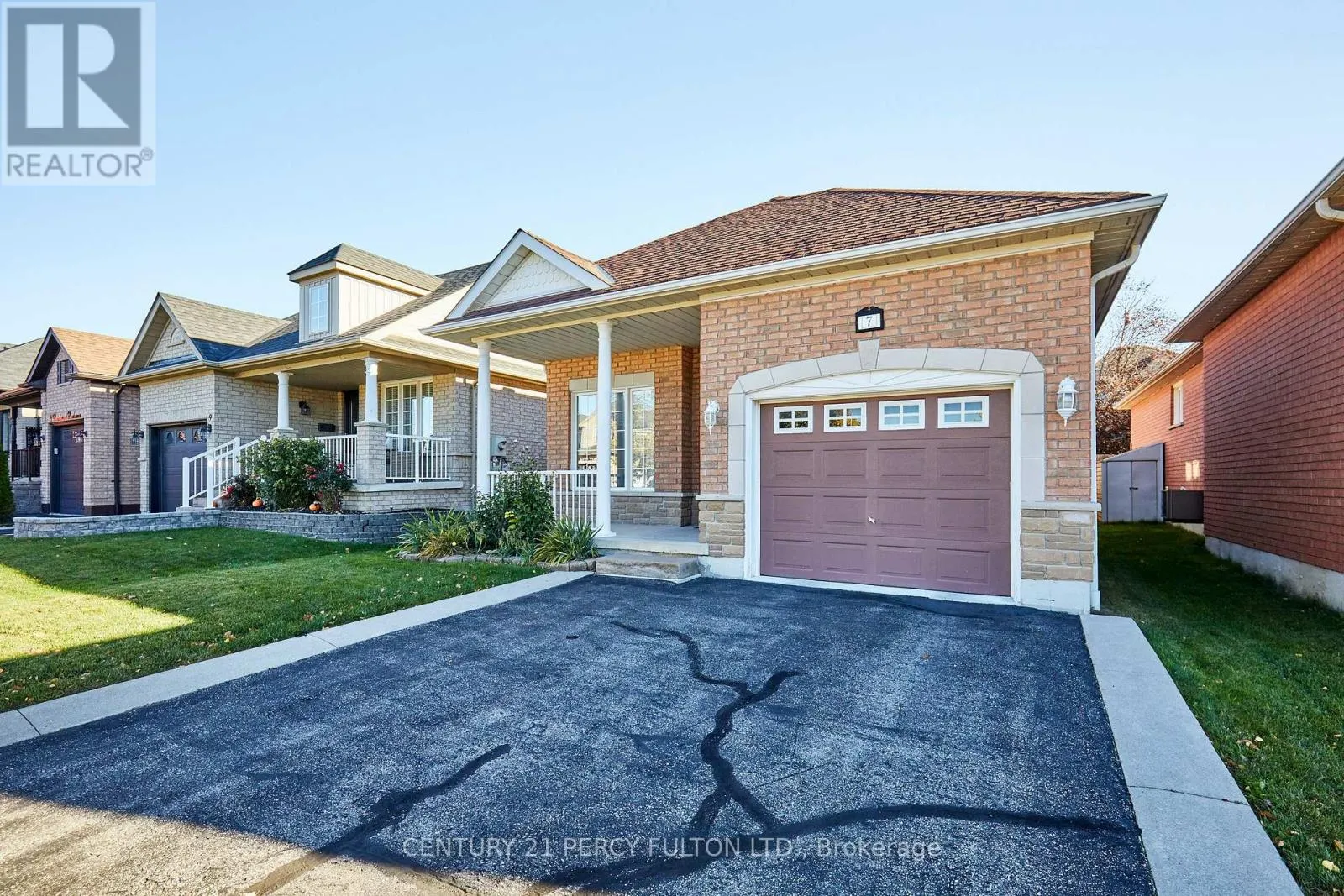 7 BRIDLEWOOD BOULEVARD