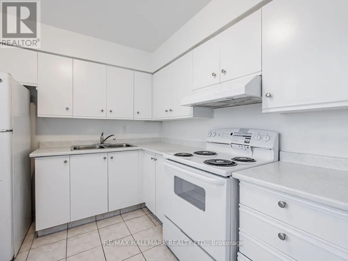 706 - 1665 VICTORIA PARK AVENUE