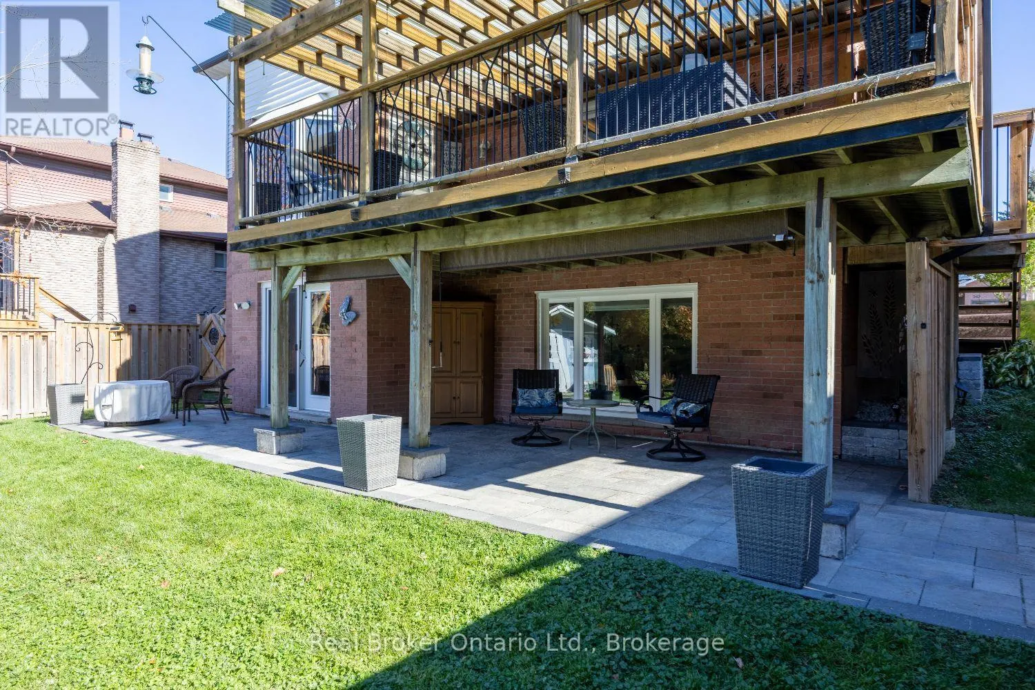 550 CRIMSON COURT