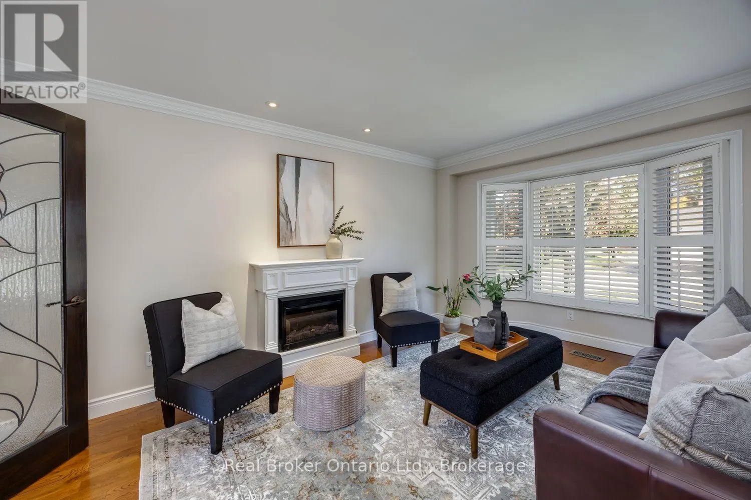 550 CRIMSON COURT