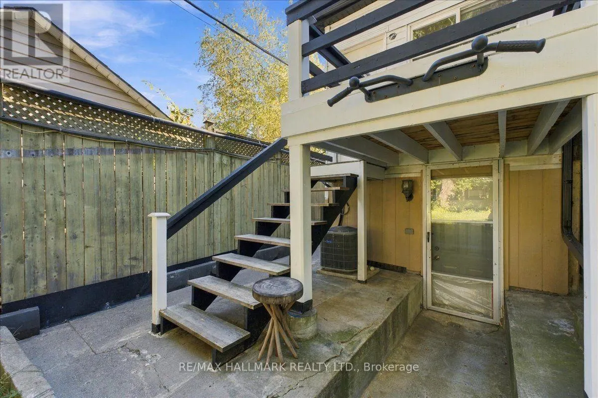 44 BALTIC AVENUE