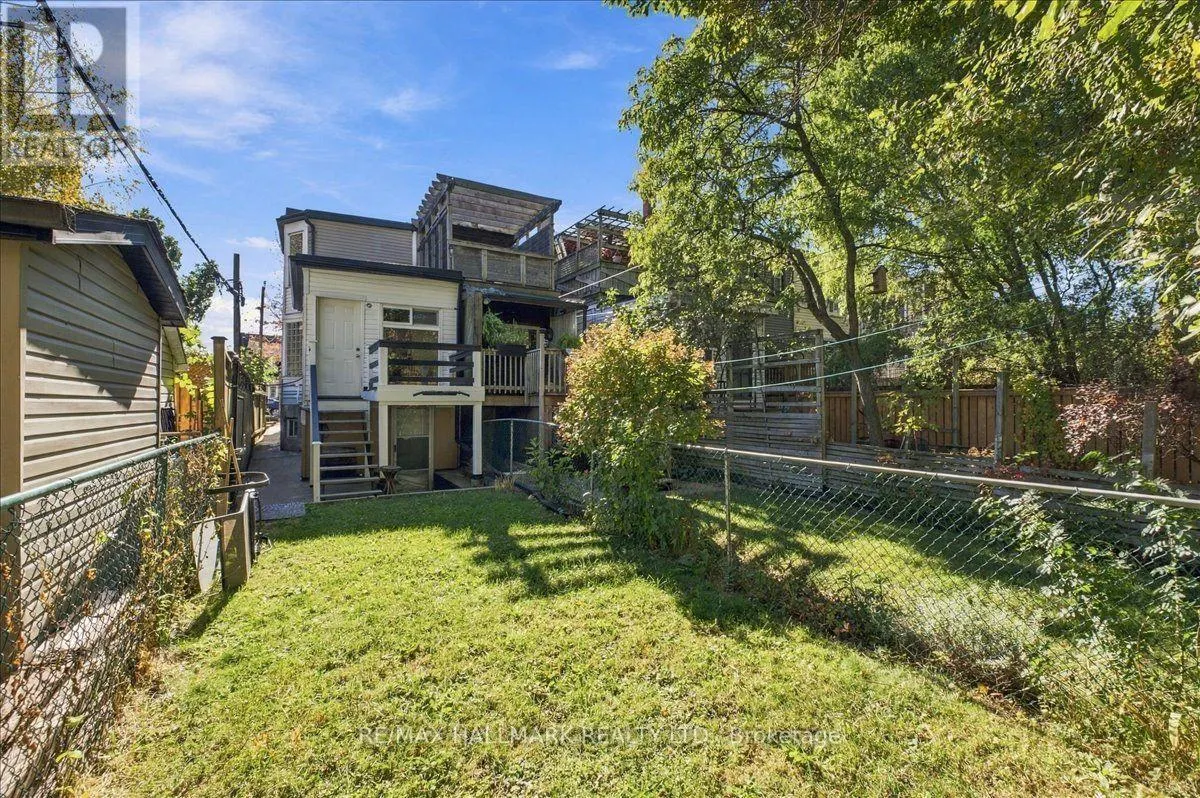 44 BALTIC AVENUE