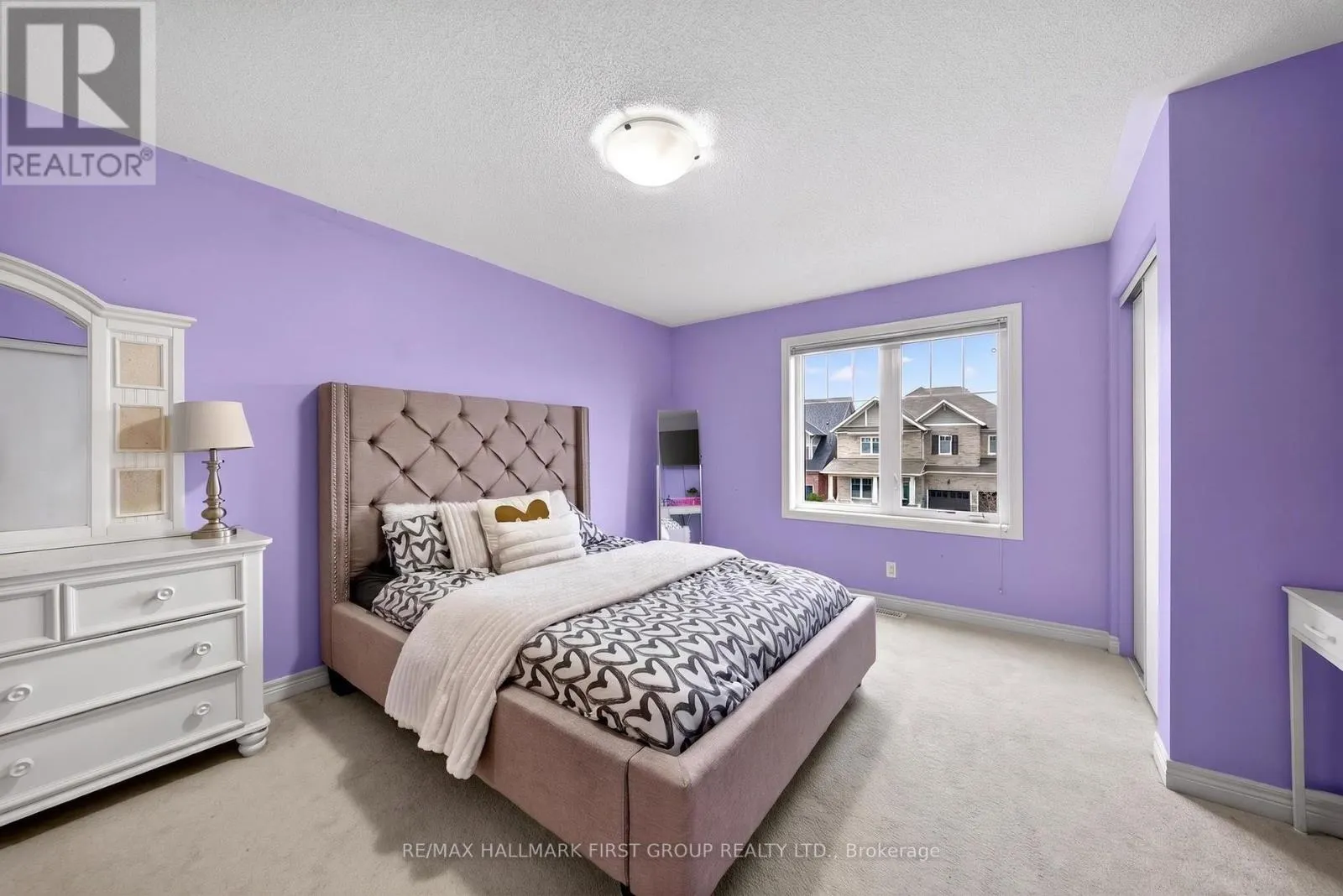 121 BLACKWELL CRESCENT
