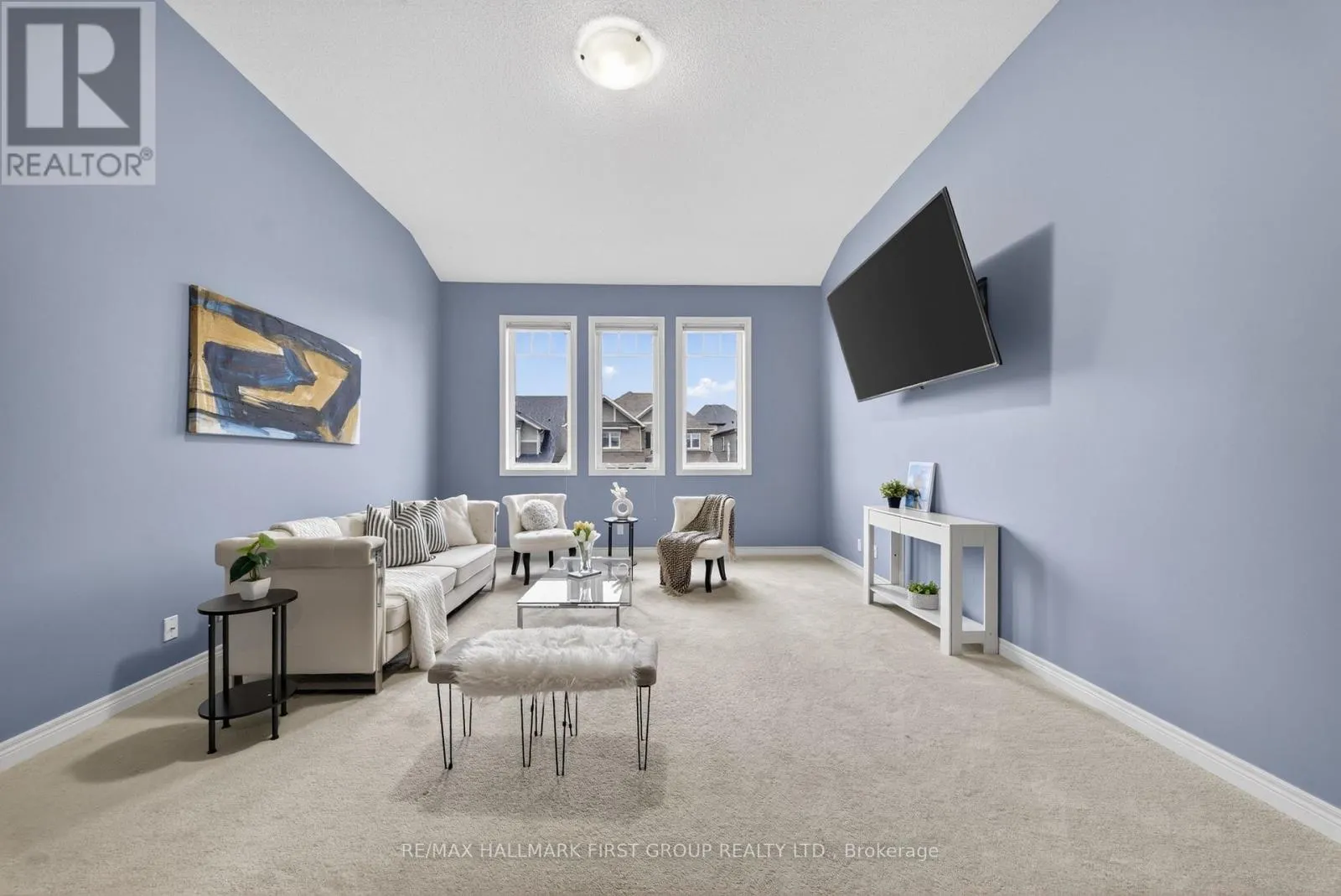 121 BLACKWELL CRESCENT
