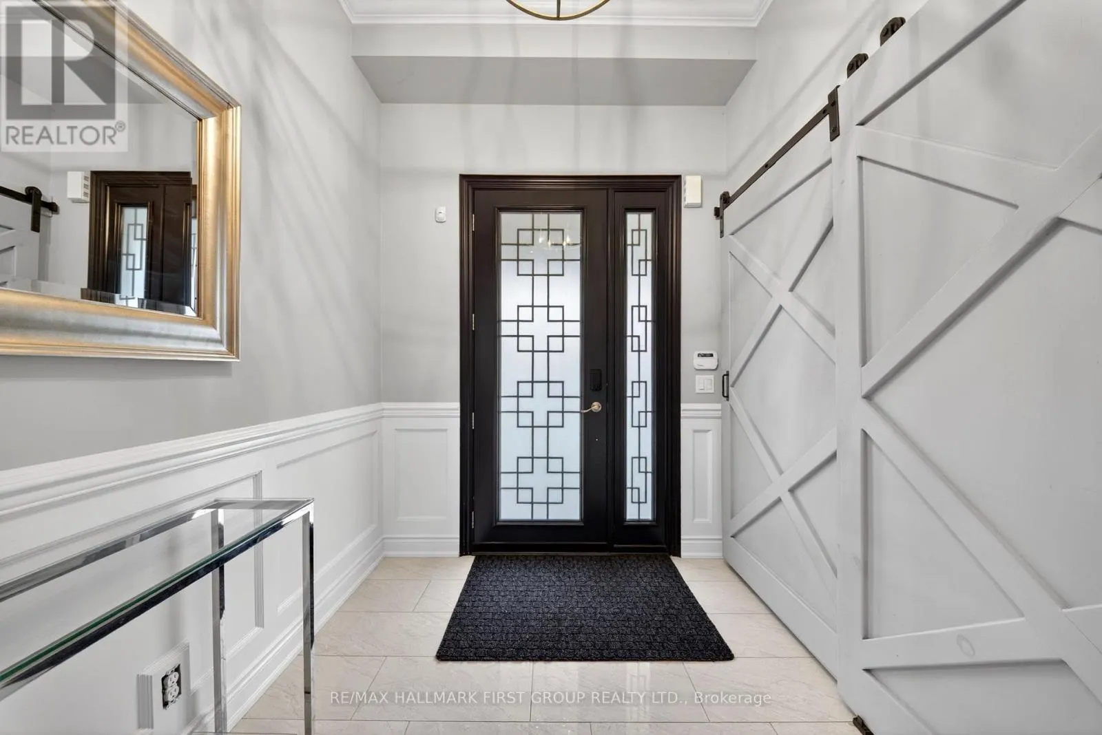 121 BLACKWELL CRESCENT