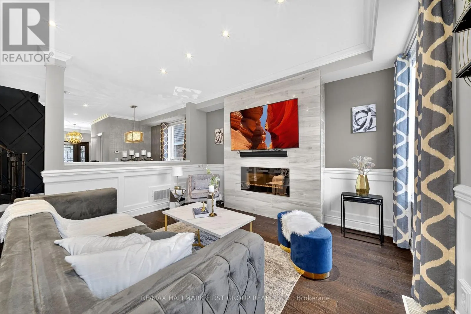 121 BLACKWELL CRESCENT