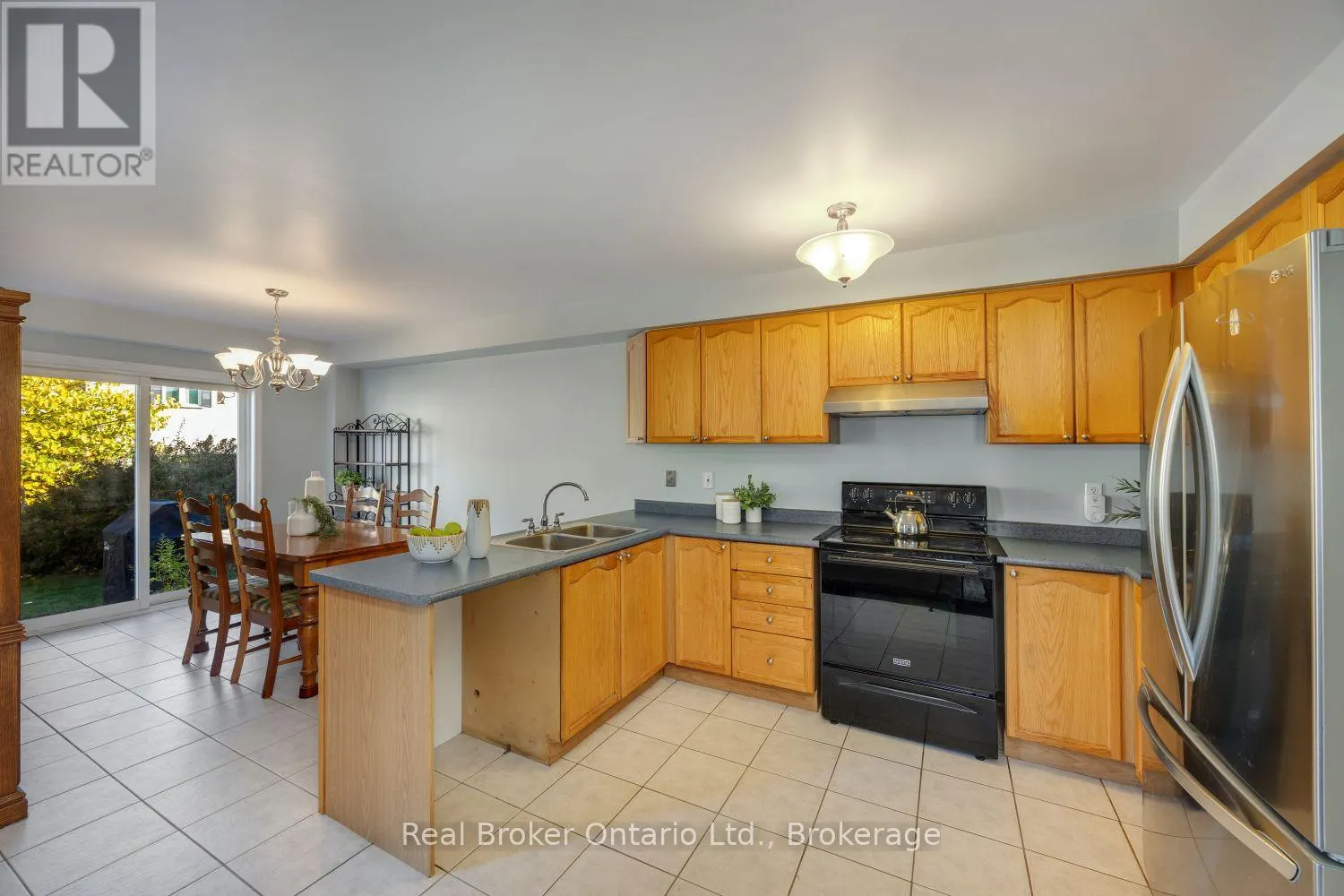 213 HUTTON PLACE