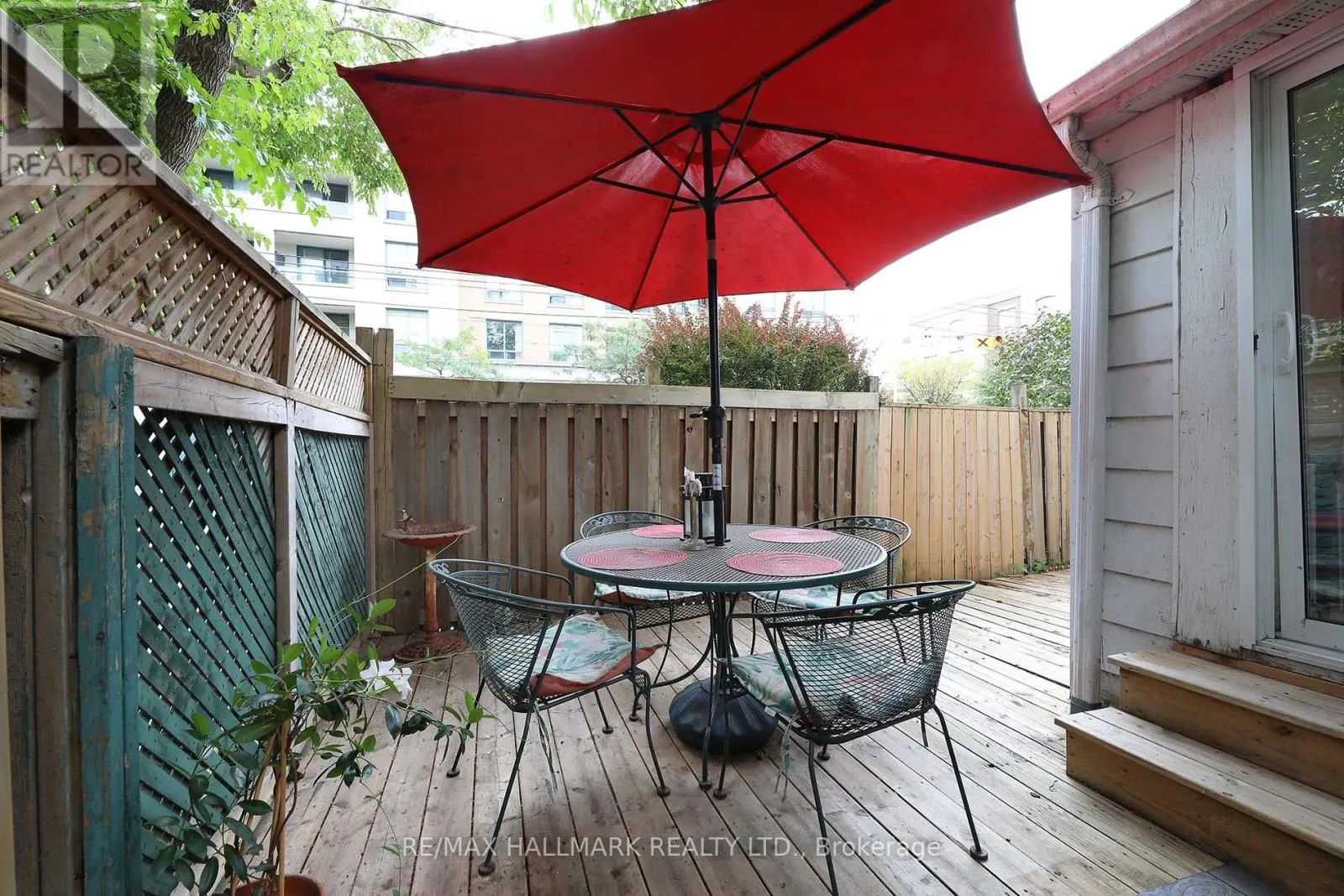 1 LOCKWOOD ROAD