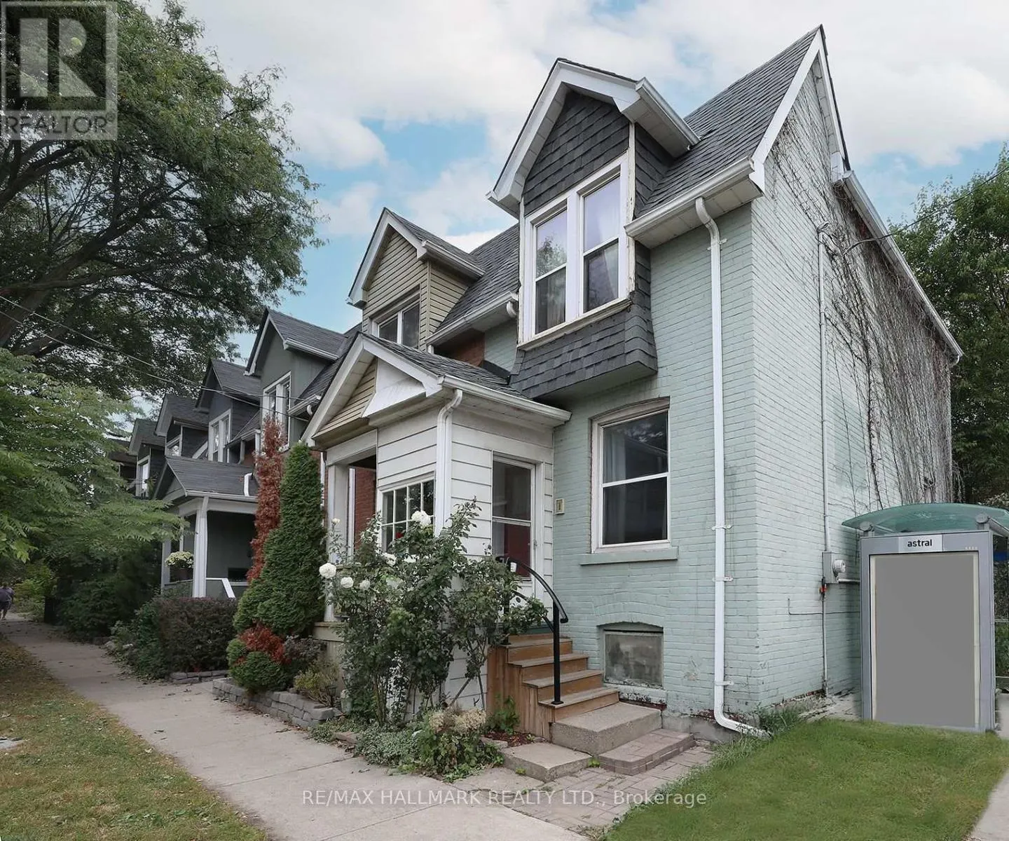 1 LOCKWOOD ROAD