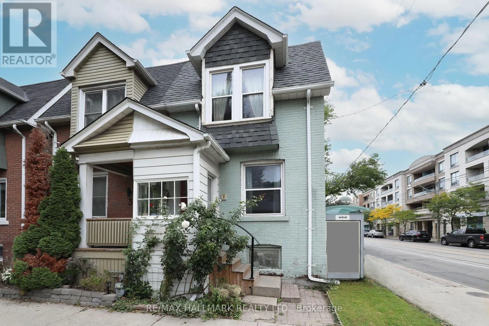 1 LOCKWOOD ROAD