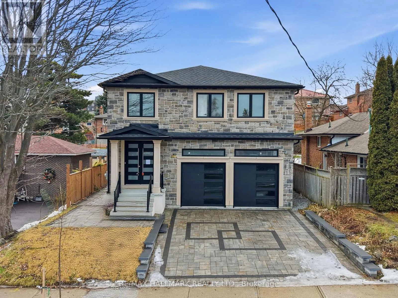 49 GREENDOWNS DRIVE