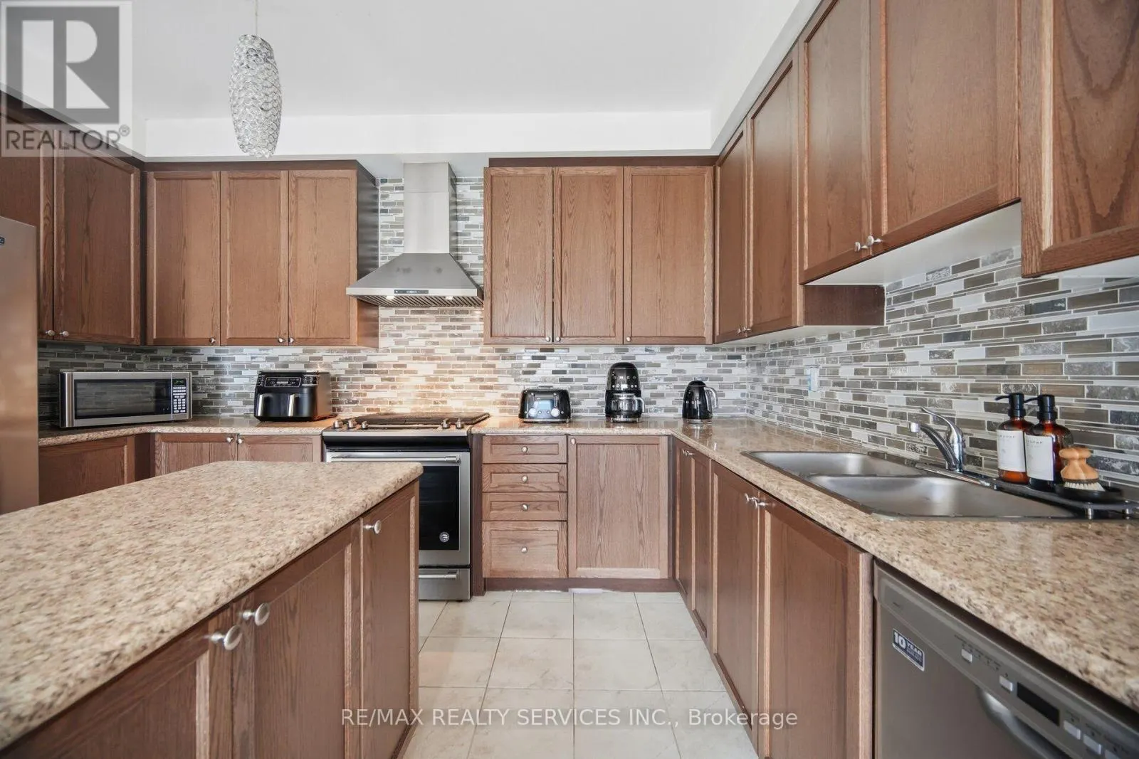 1736 DOUGLAS LANGTREE DRIVE