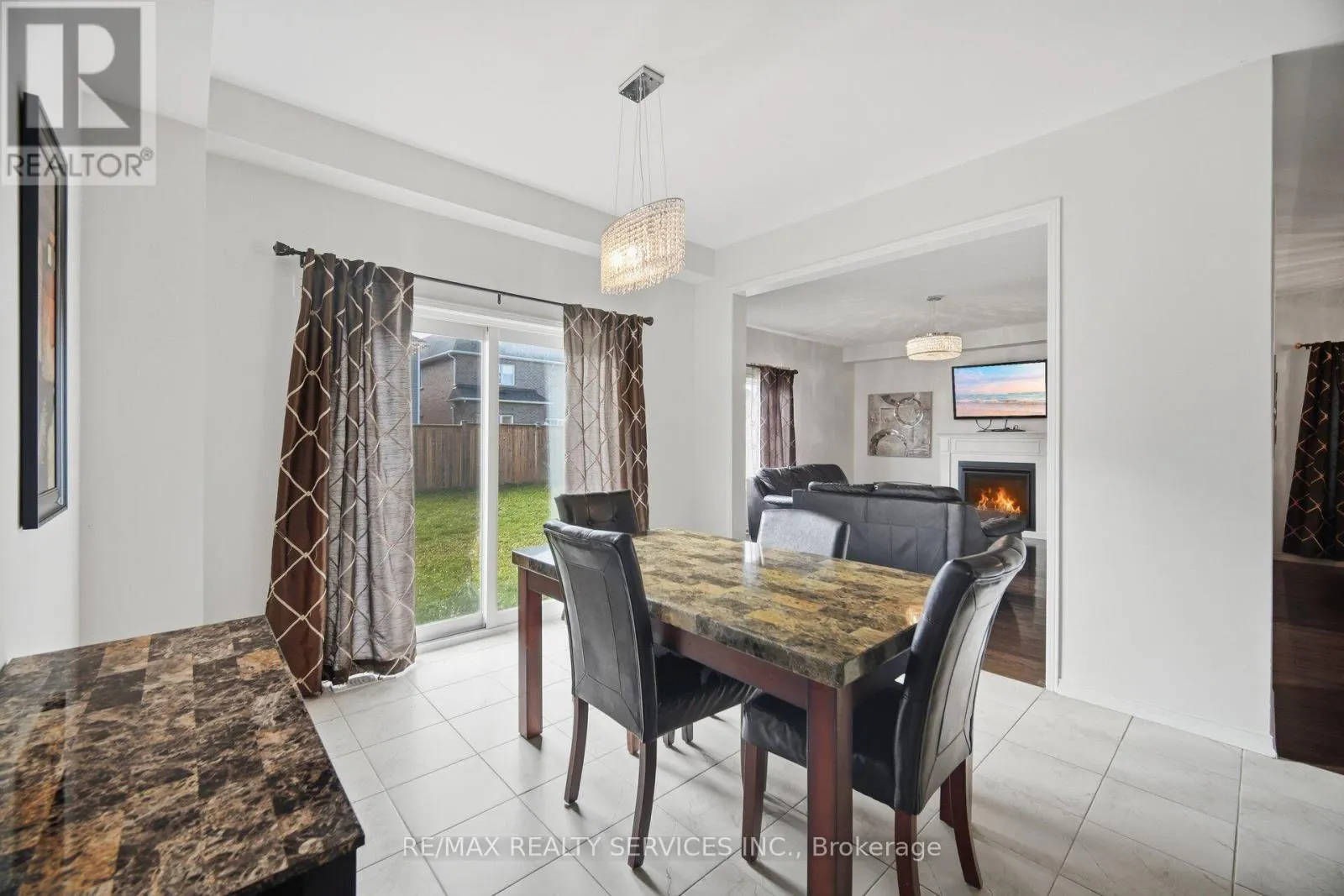 1736 DOUGLAS LANGTREE DRIVE