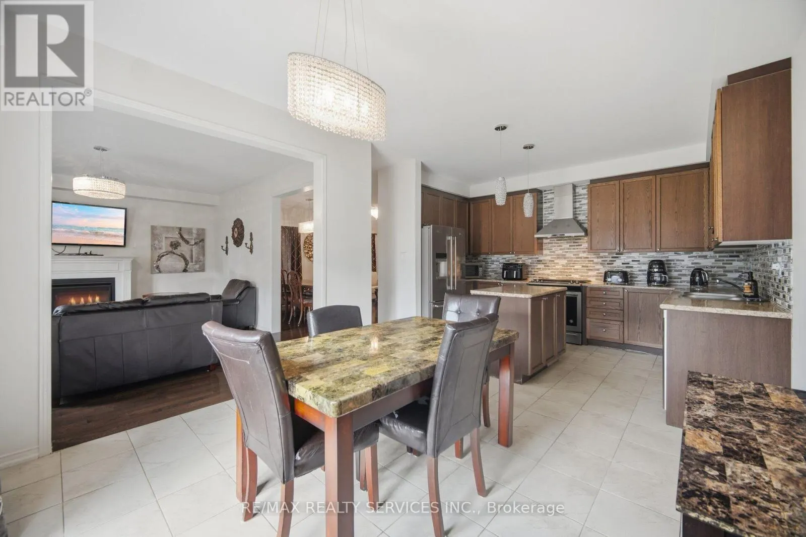 1736 DOUGLAS LANGTREE DRIVE