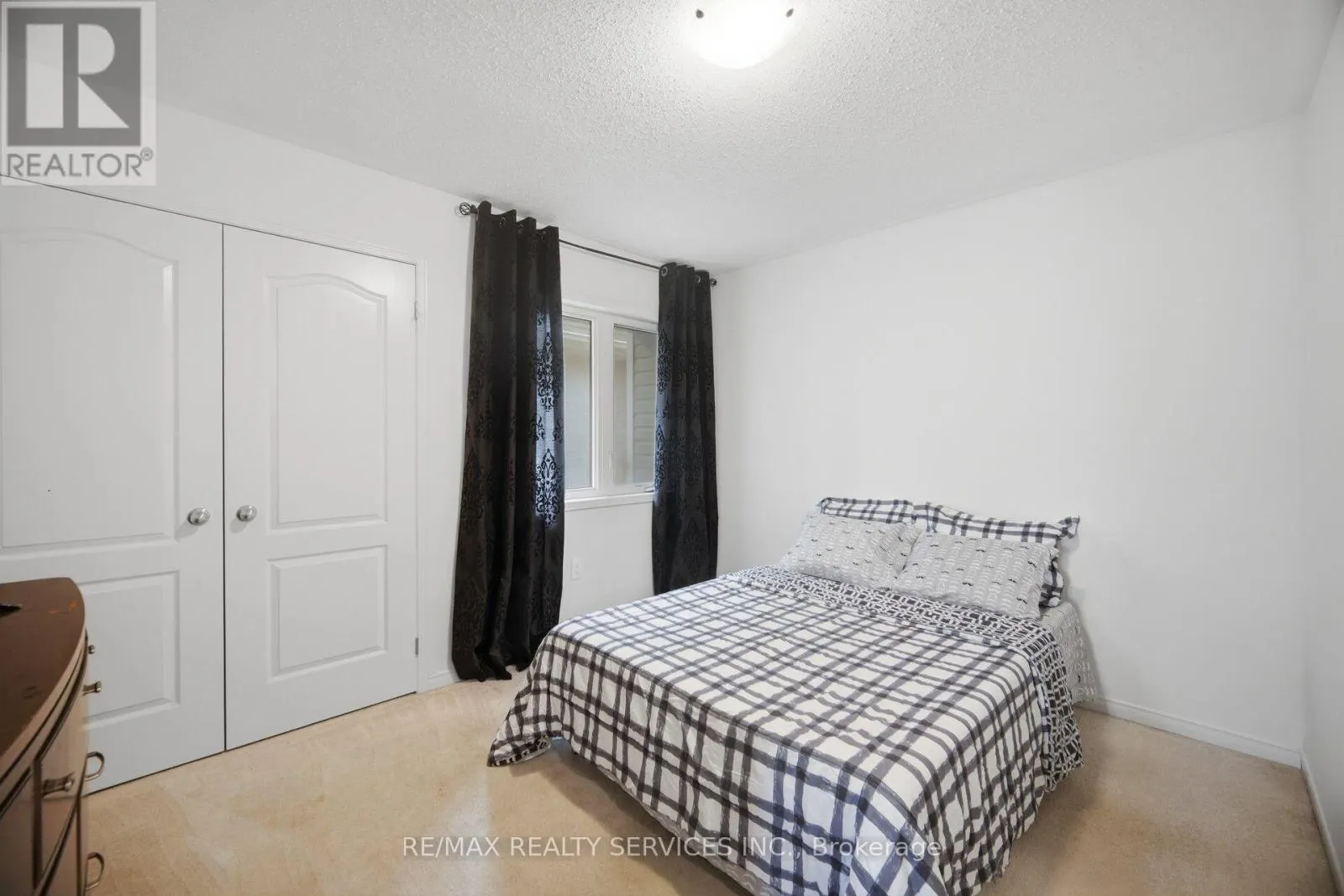 1736 DOUGLAS LANGTREE DRIVE