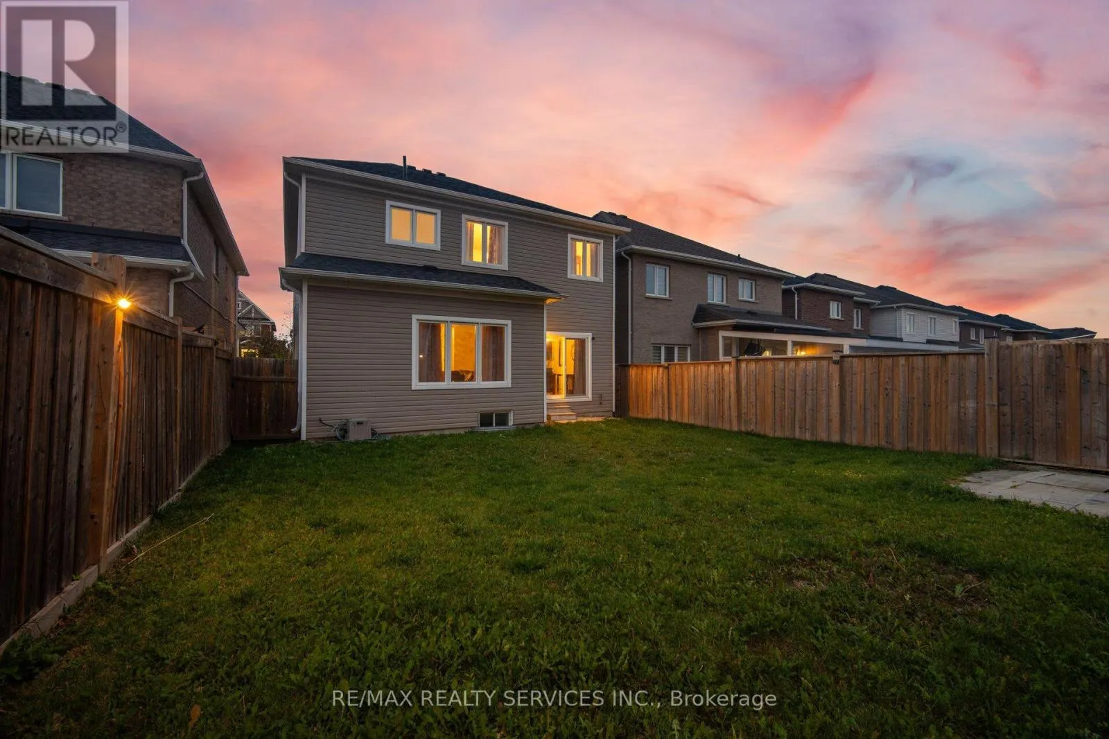 1736 DOUGLAS LANGTREE DRIVE
