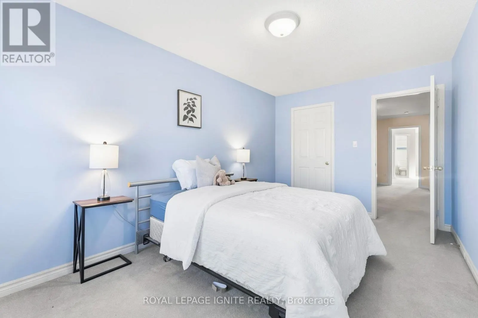 1523 AVONMORE SQUARE