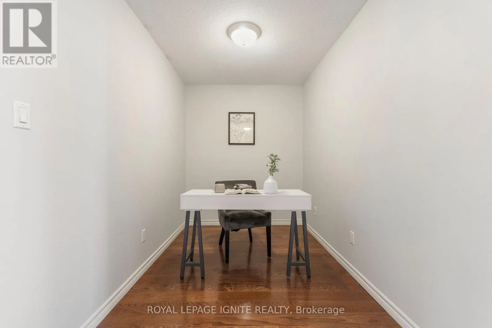1523 AVONMORE SQUARE