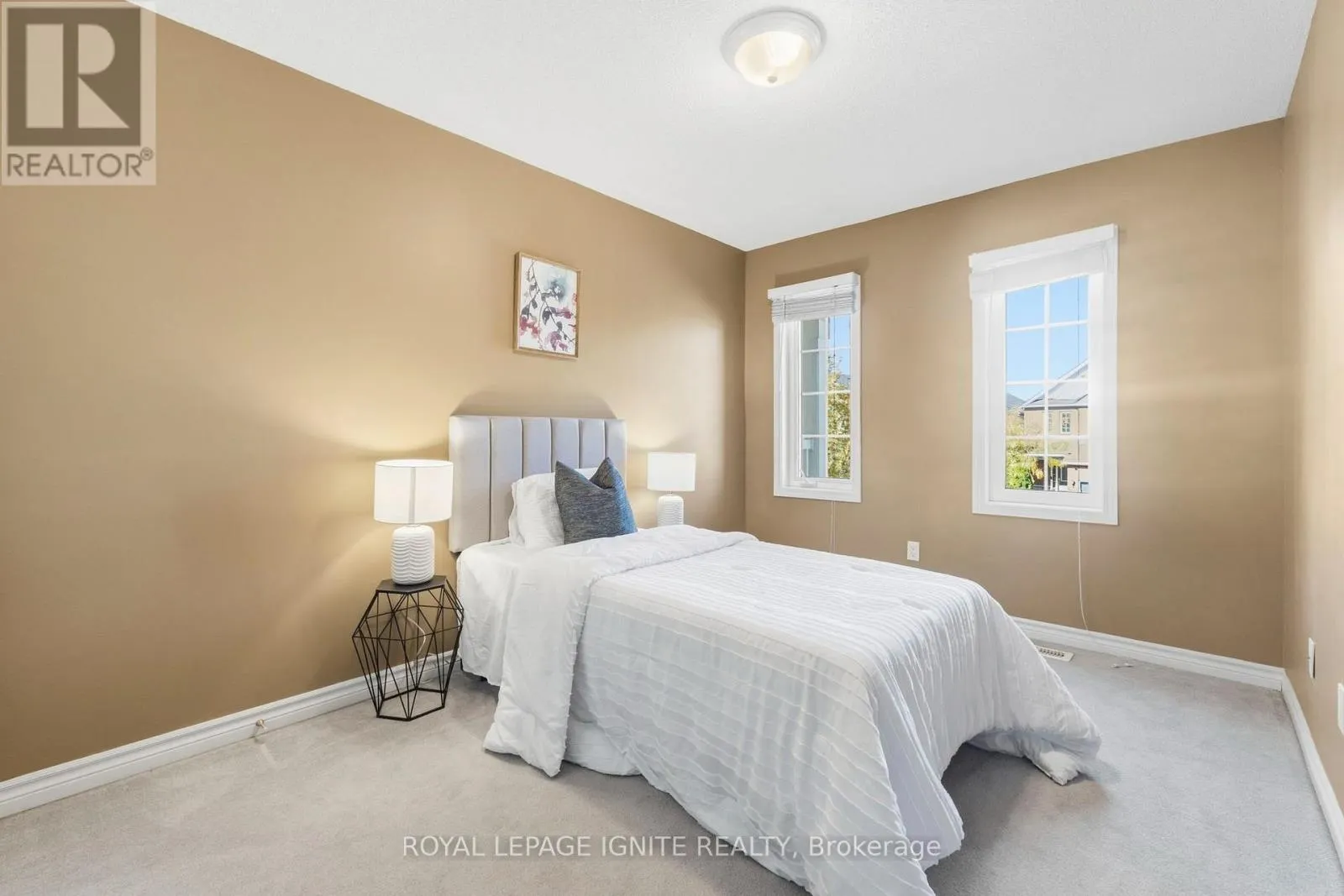 1523 AVONMORE SQUARE