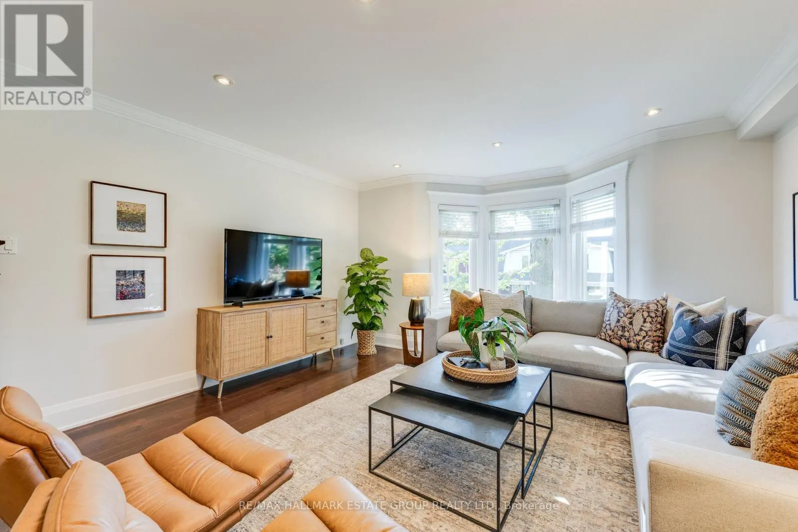 105 LEE AVENUE