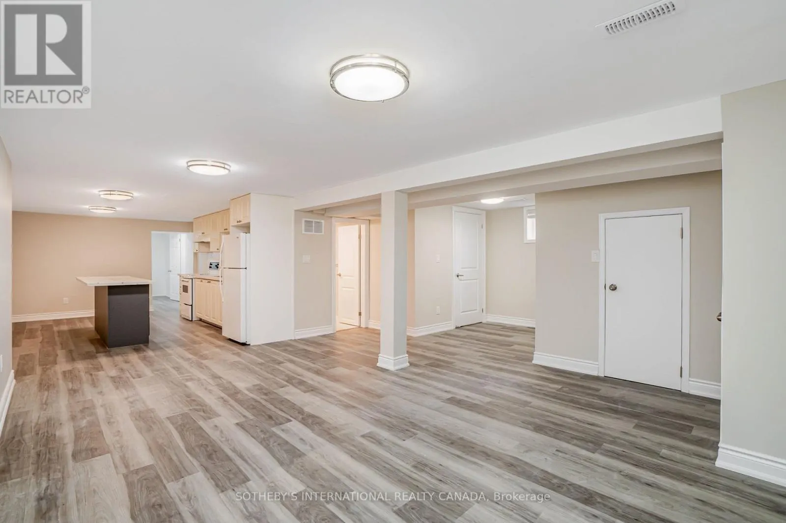 50 RAVENVIEW DRIVE