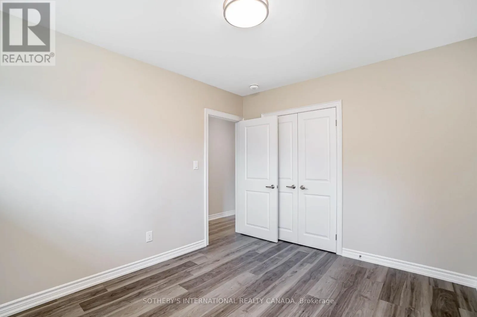 50 RAVENVIEW DRIVE