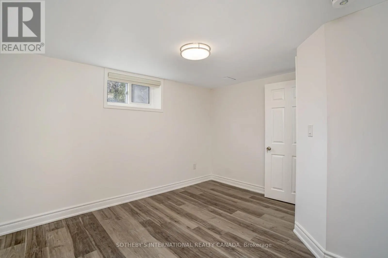 50 RAVENVIEW DRIVE