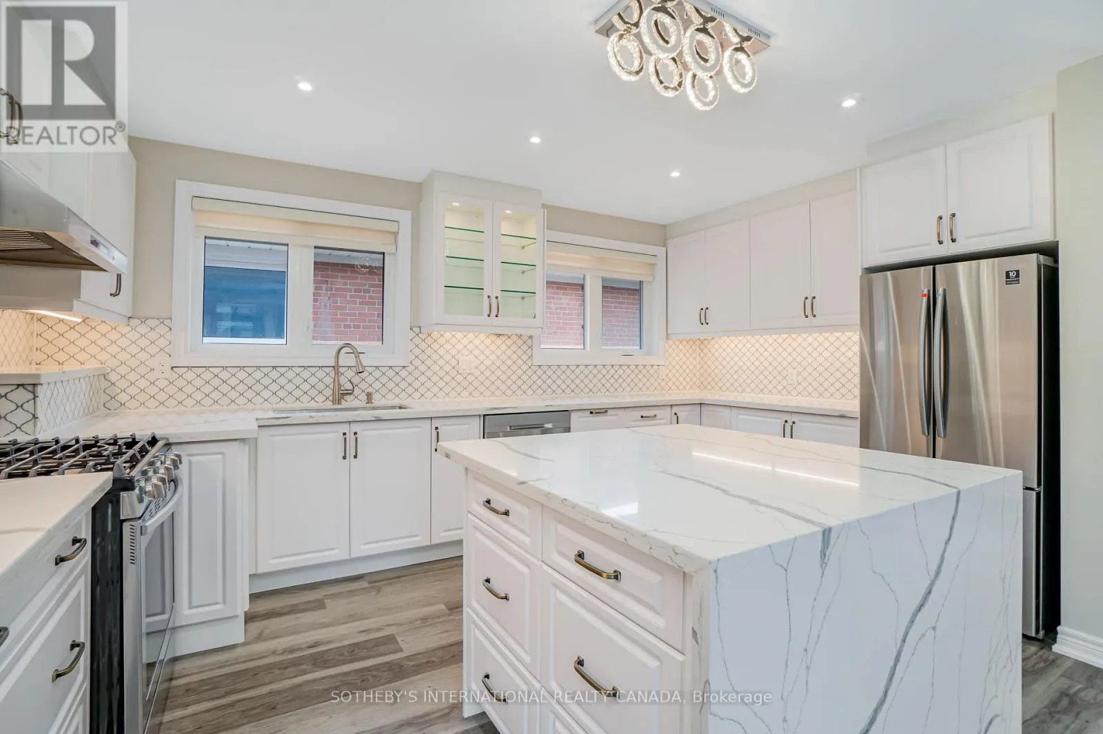 50 RAVENVIEW DRIVE