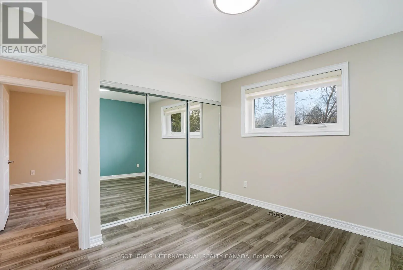 50 RAVENVIEW DRIVE