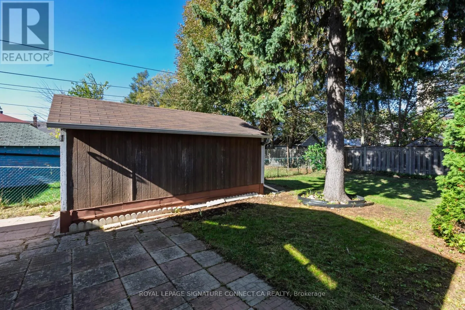 208 FLOYD AVENUE