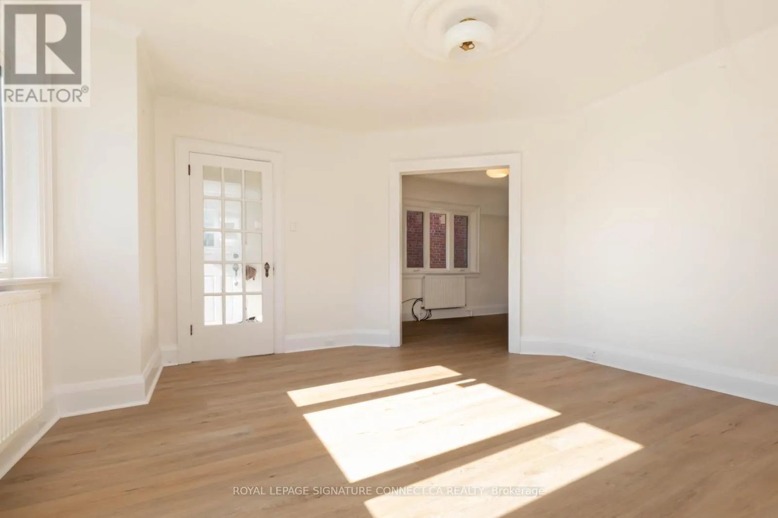 208 FLOYD AVENUE