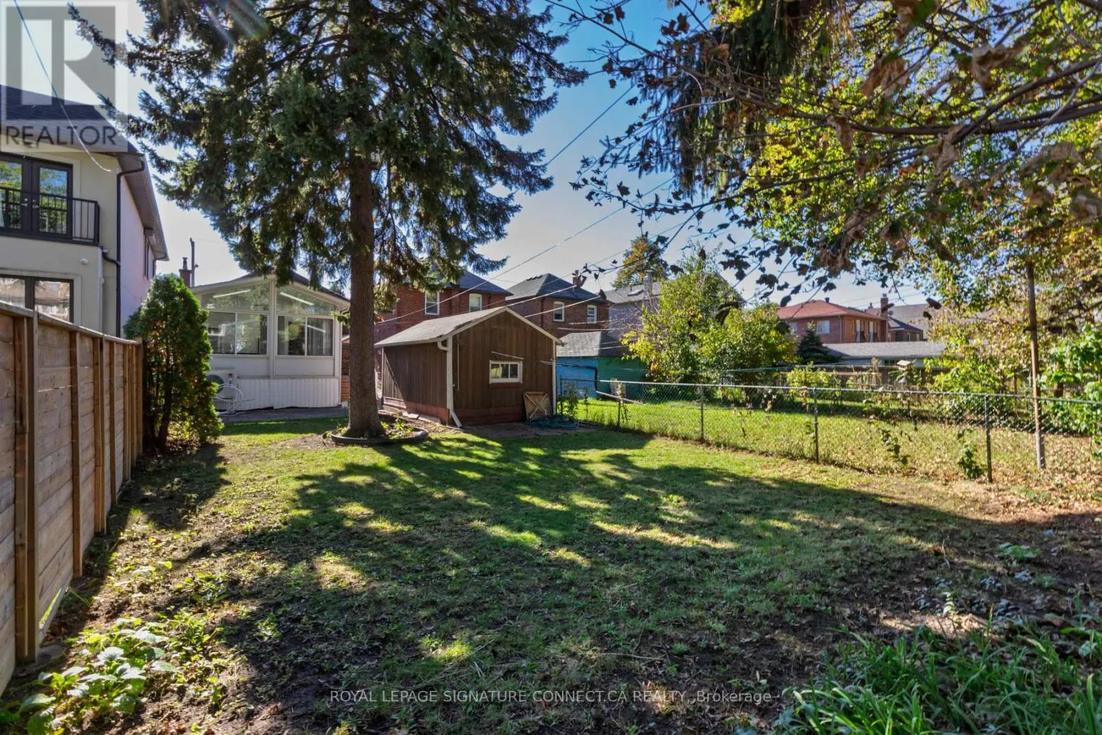 208 FLOYD AVENUE