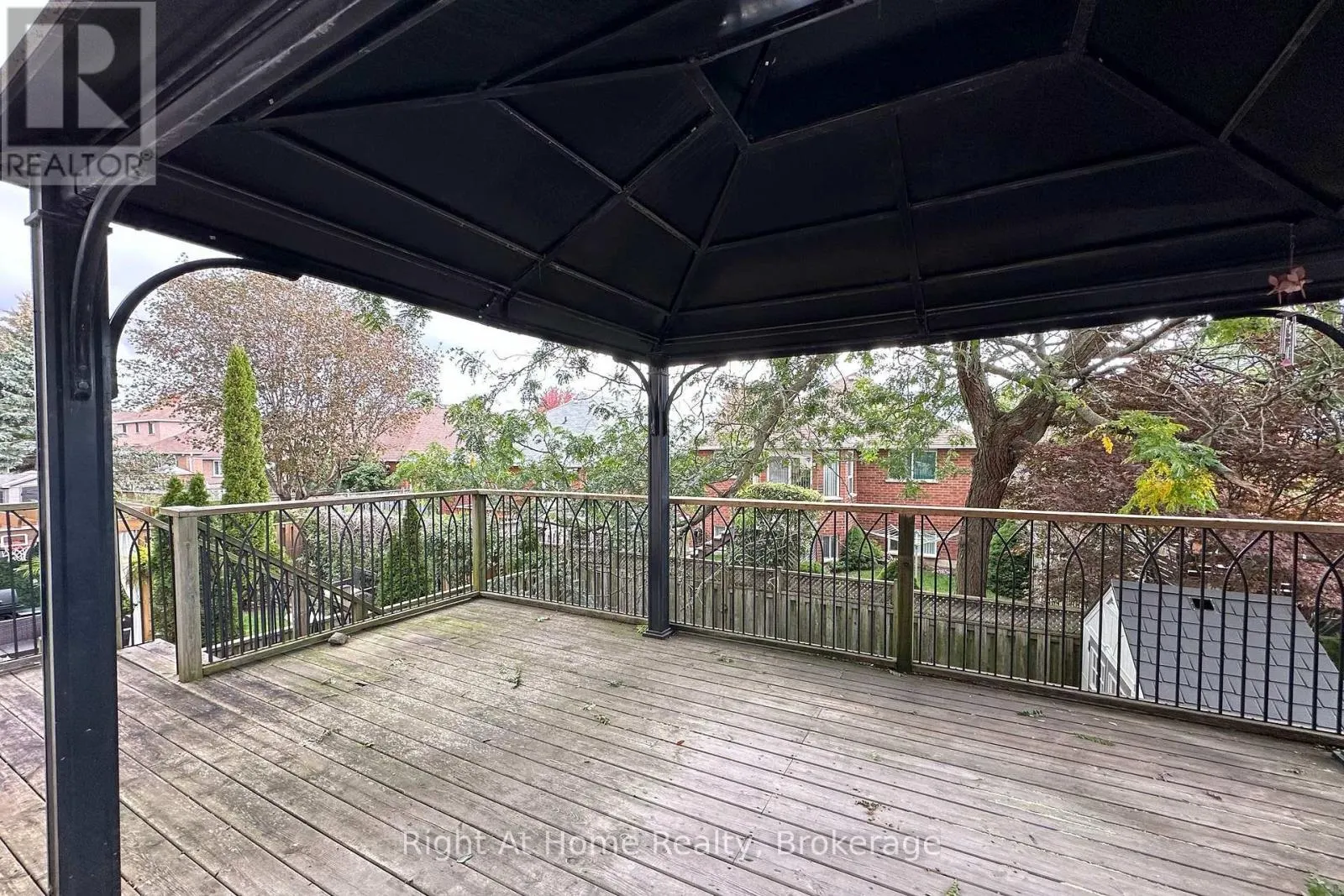 UPPER UNIT - 75 MILLBURN DRIVE #Upper Unit
