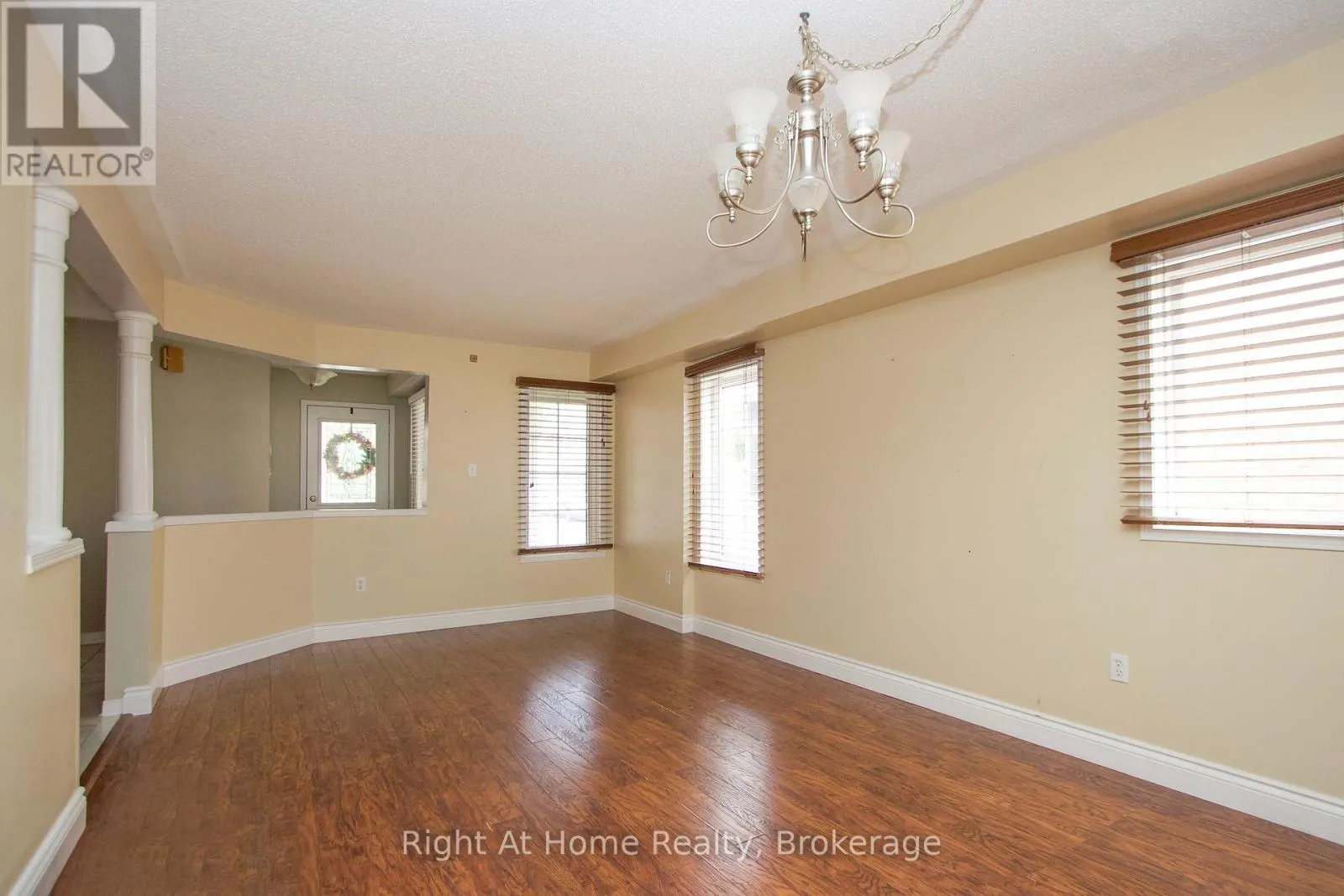 UPPER UNIT - 75 MILLBURN DRIVE #Upper Unit