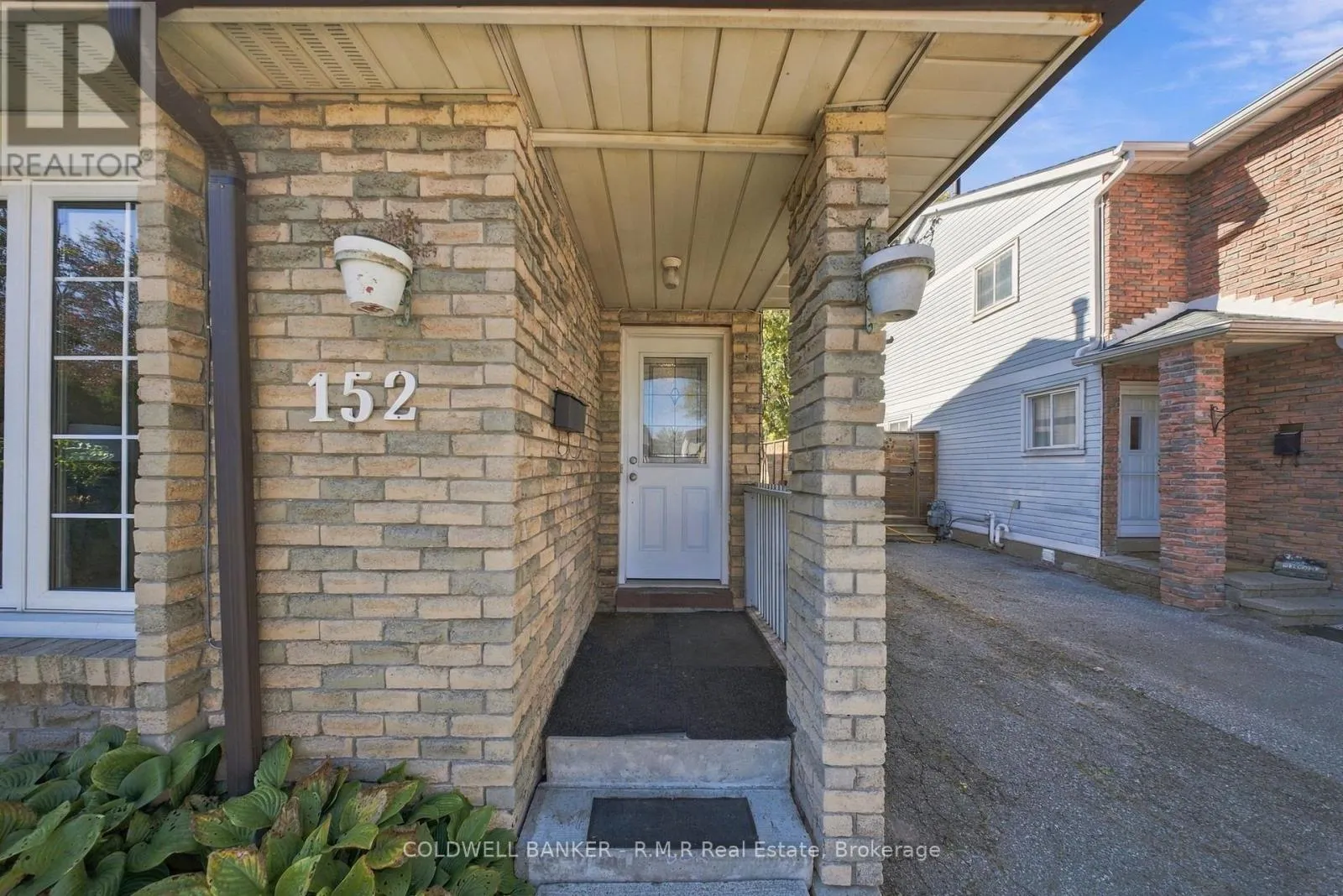 152 LONDONDERRY STREET