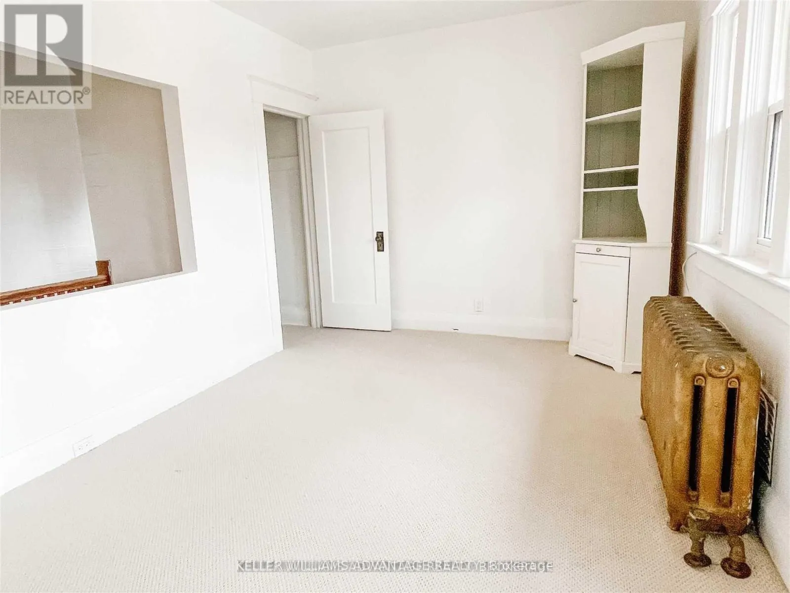 #UPPER - 98 WOODYCREST AVENUE