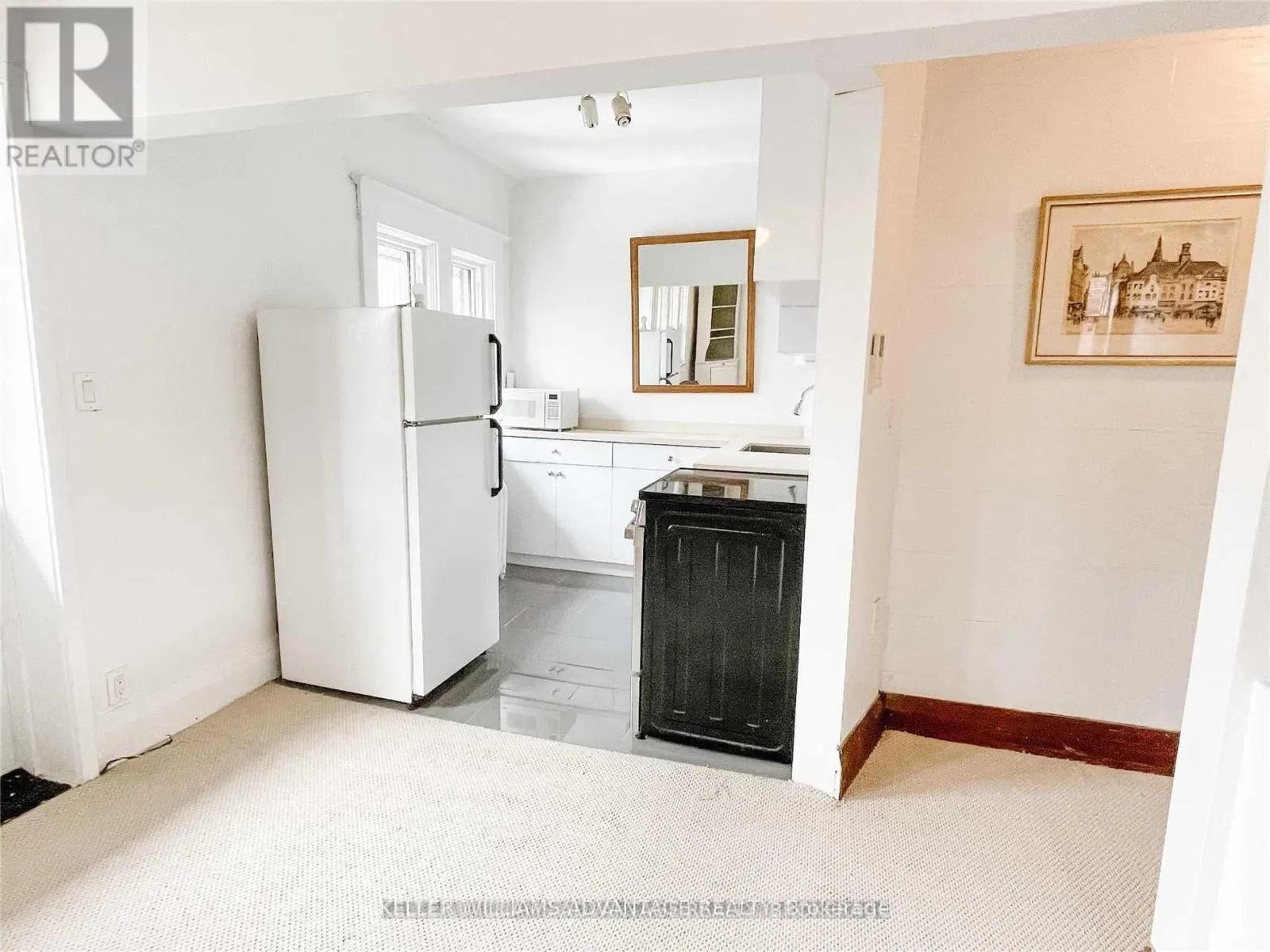 #UPPER - 98 WOODYCREST AVENUE