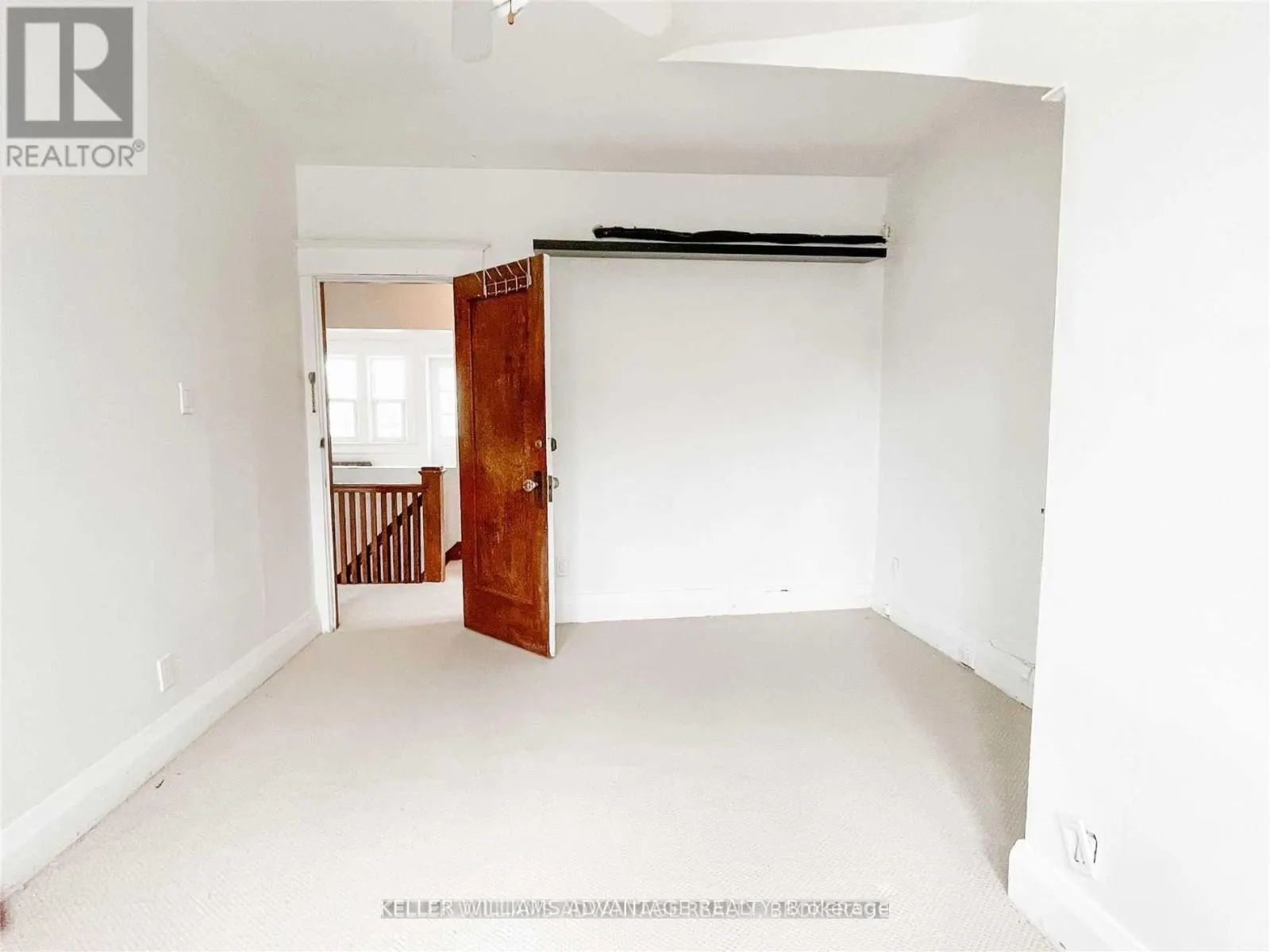 #UPPER - 98 WOODYCREST AVENUE